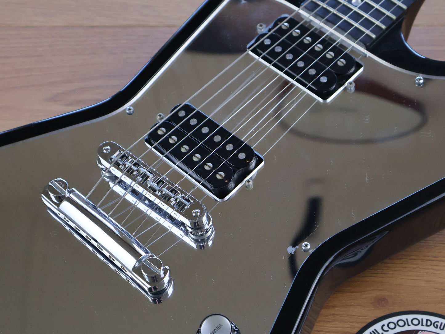 2007 Gibson EXP X-plorer New Century (Ebony w/Mirrored Guard)