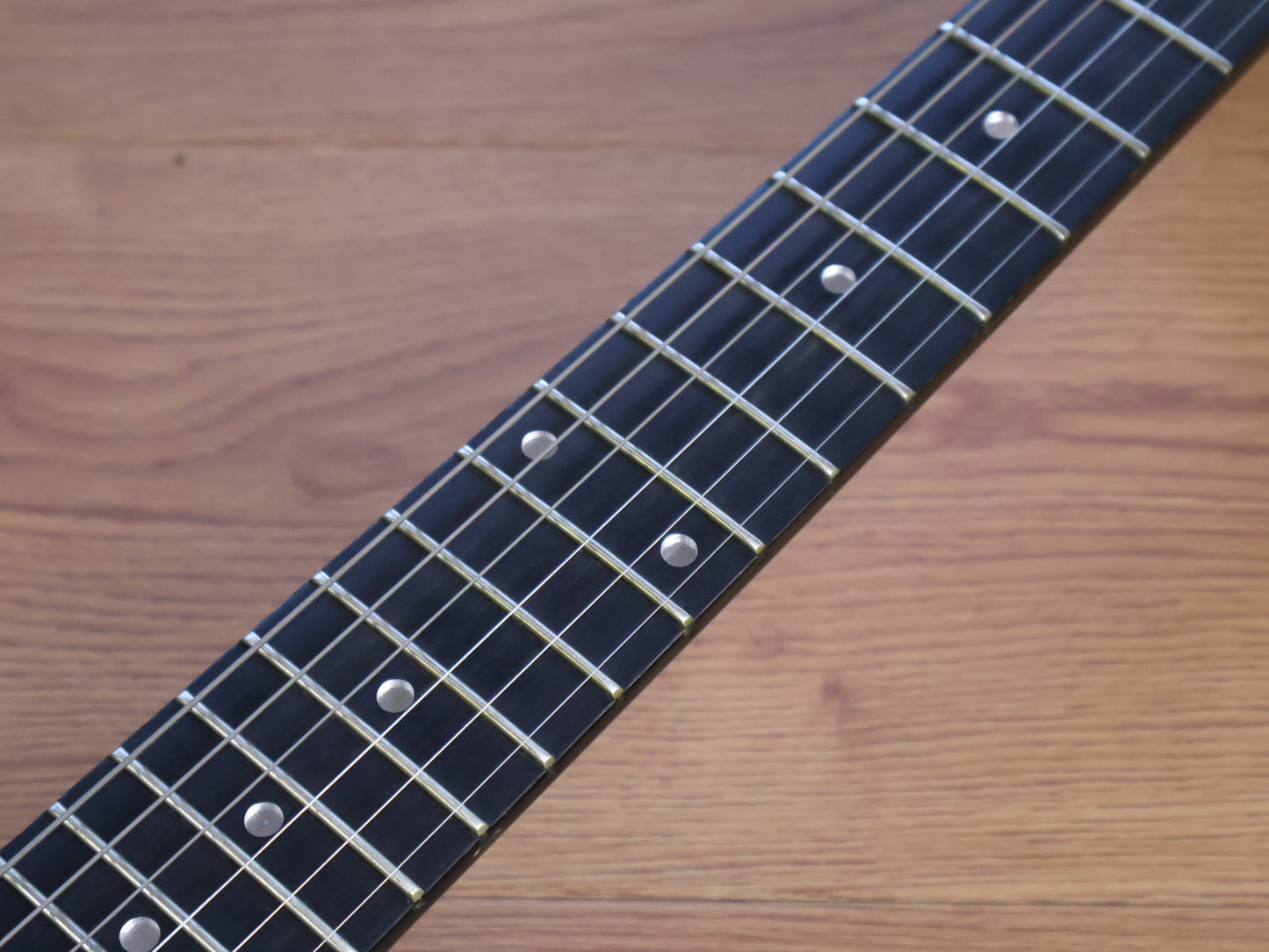 2007 Gibson EXP X-plorer New Century (Ebony w/Mirrored Guard)