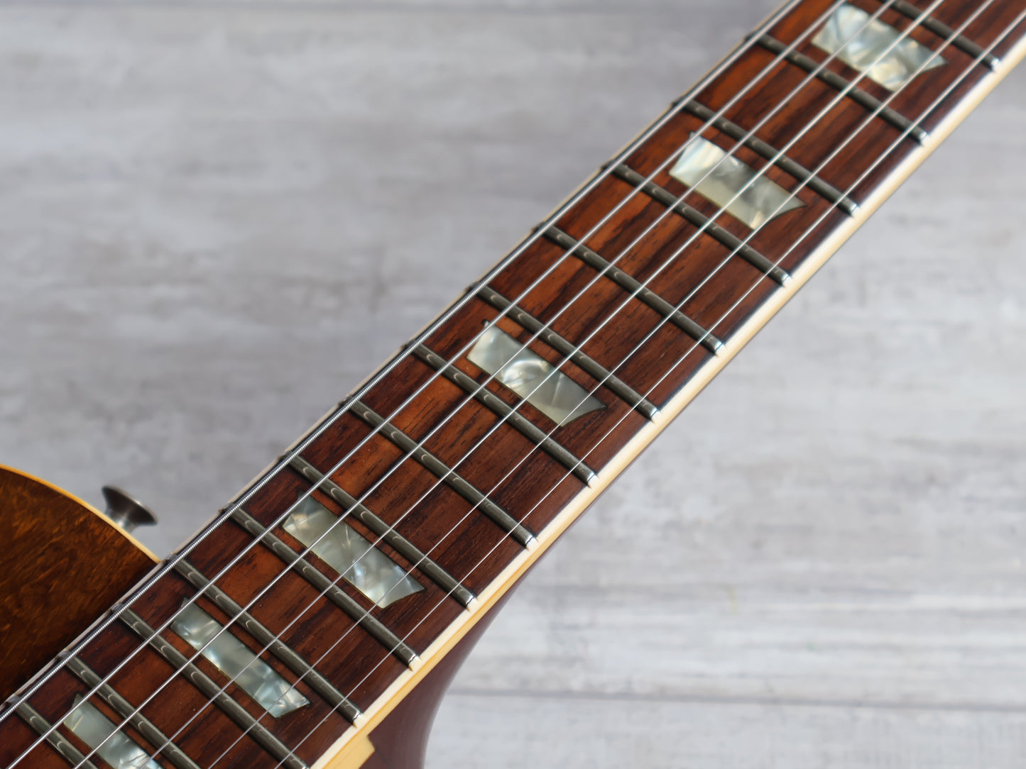 1977 Navigator (by ESP Japan) LPS-120 Les Paul Standard (Brown Sunburst)