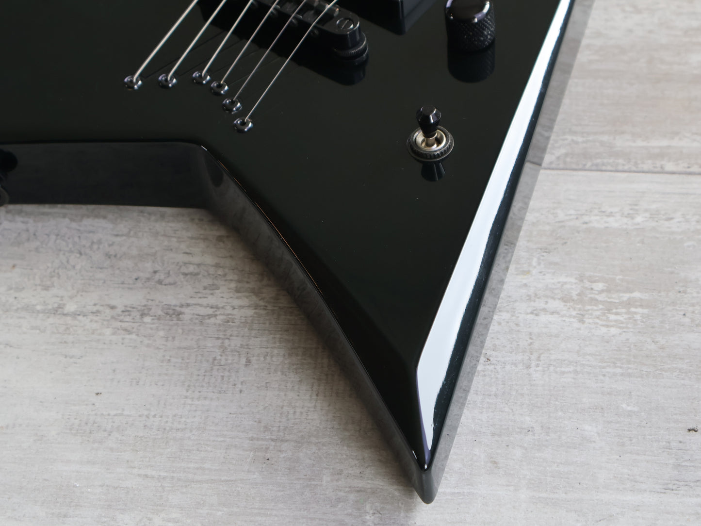 1996 Grover Jackson BBR5.8 “Black Blood” String Thru Rhoads Flying V (Black)