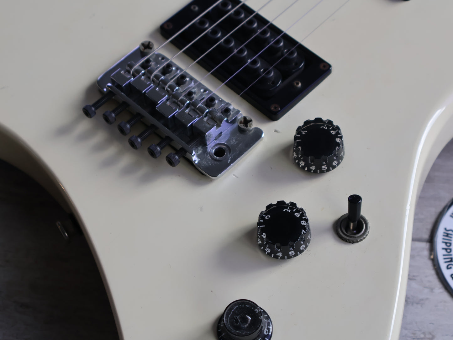 1981 Aria Pro II Japan U-60T Scalloped Urchin (Vintage White)