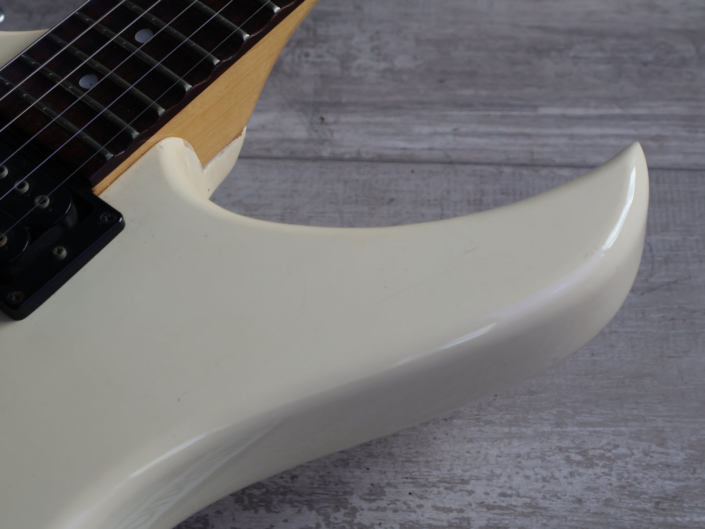 1981 Aria Pro II Japan U-60T Scalloped Urchin (Vintage White)