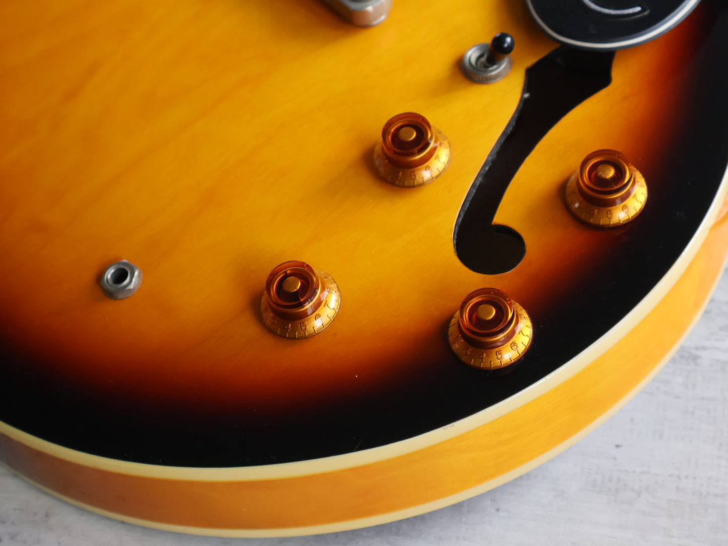 2011 Epiphone "The Dot" Semi-Hollow (Brown Sunburst)