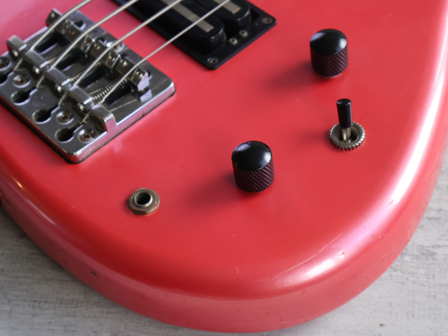 1985 Aria Pro II Japan (Matsumoku) RSB-Medium II Bass (Faded Pink)