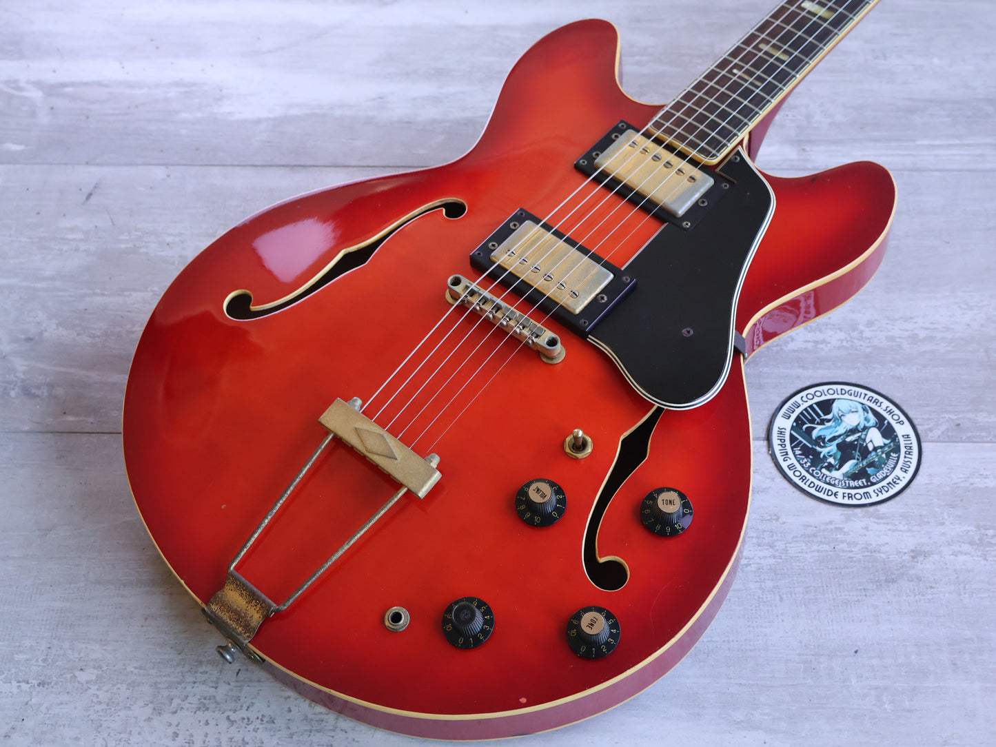 1970's Ventura Japan V-1002 Semi Hollowbody (Red)