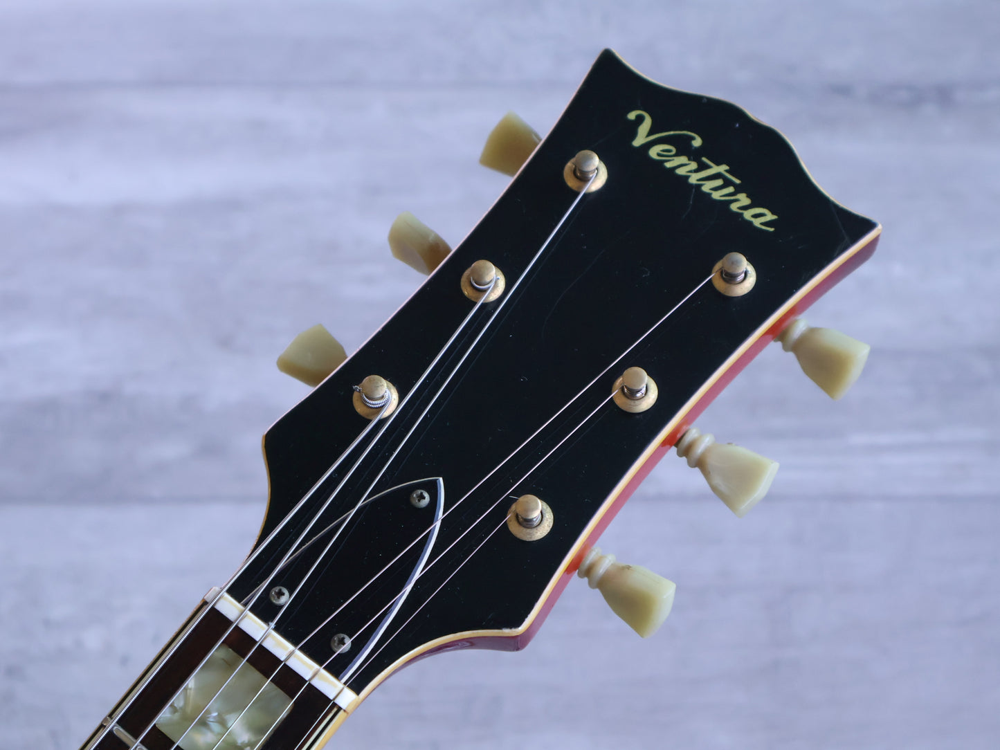 1970's Ventura Japan V-1002 Semi Hollowbody (Red)