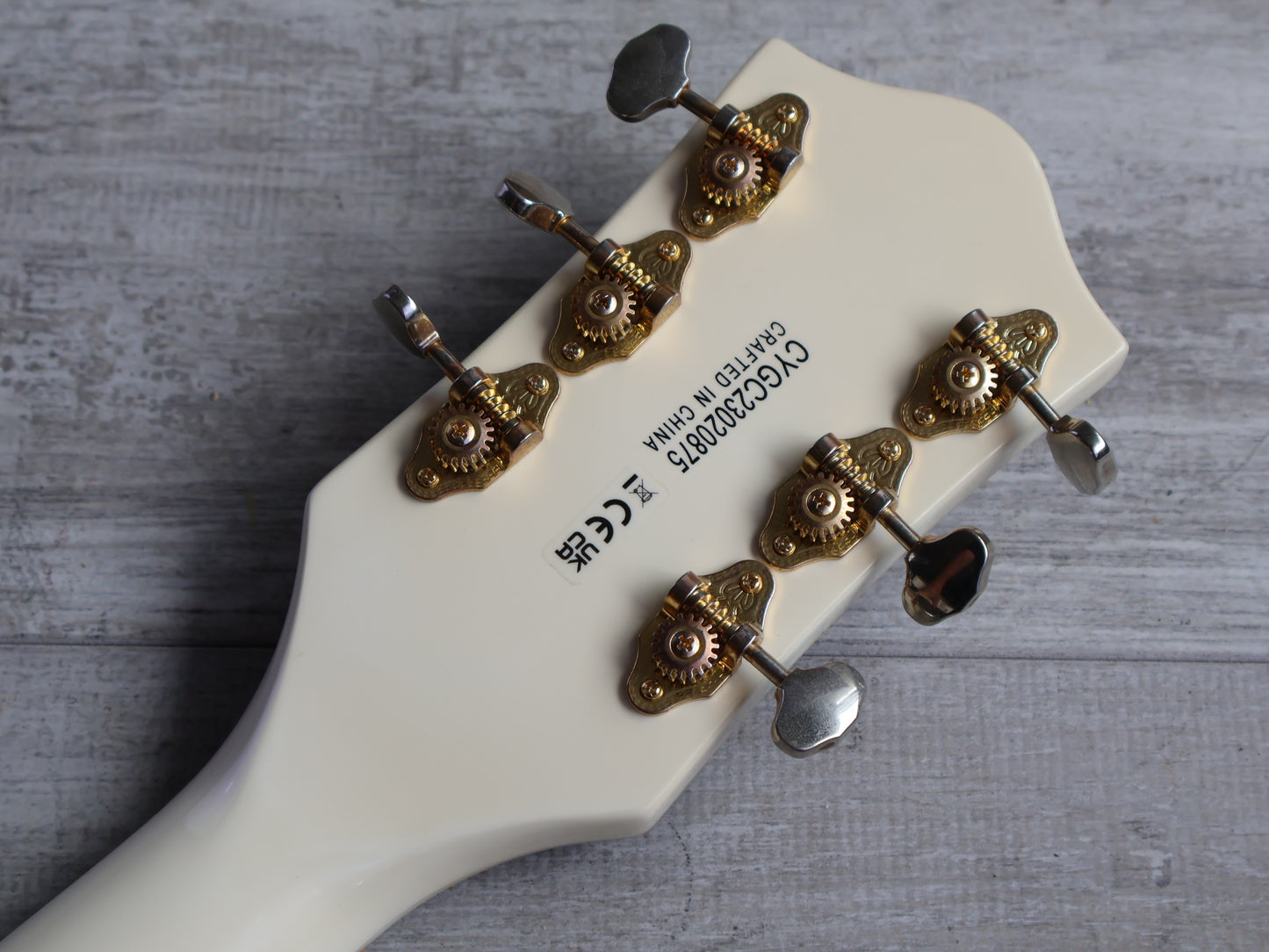 2023 Gretsch G5422TG Electromatic Classic HollowBody Double-Cut w/Bigsby (White)