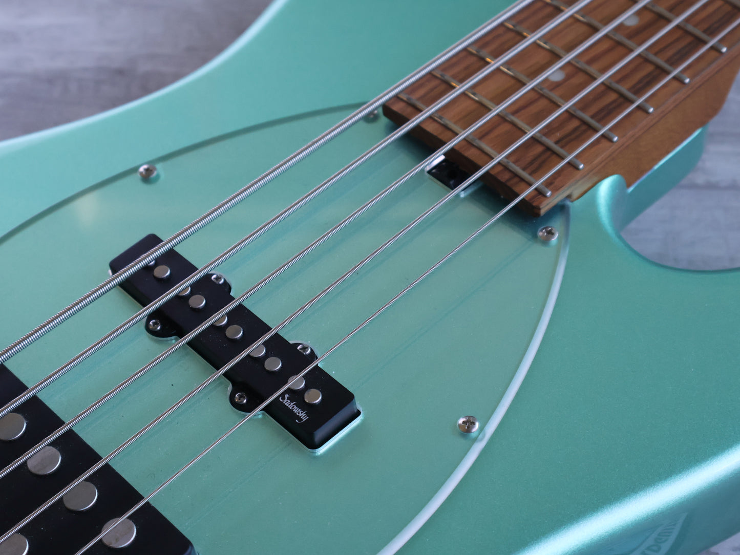 Sadowsky Metro Express 21 Fret MJ Morado FB 5-String (Sage Green)