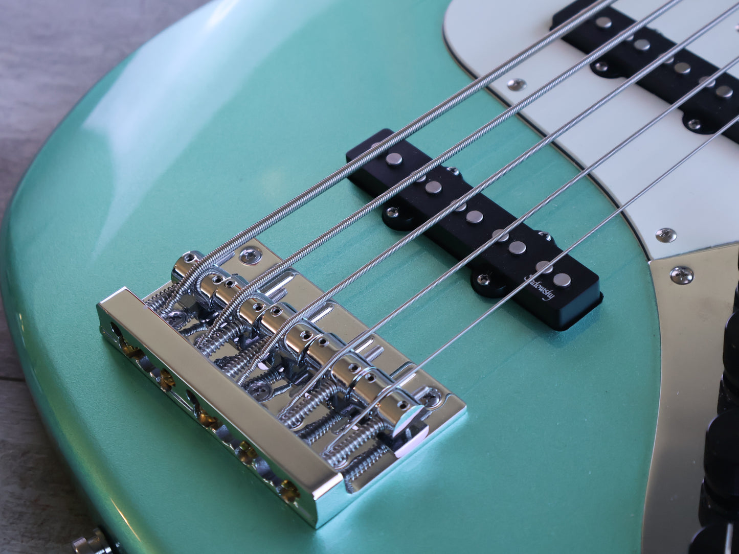 Sadowsky Metro Express 21 Fret Hybrid JJ Bass 5-String (Sage Green)