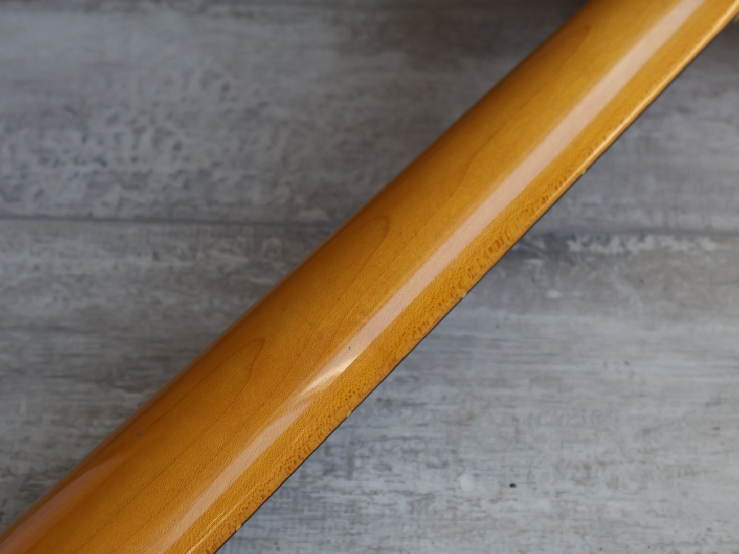 2007 Fender Japan ST62-105DMC Dimarzio Collection '62 Reissue Stratocaster (Vintage White)