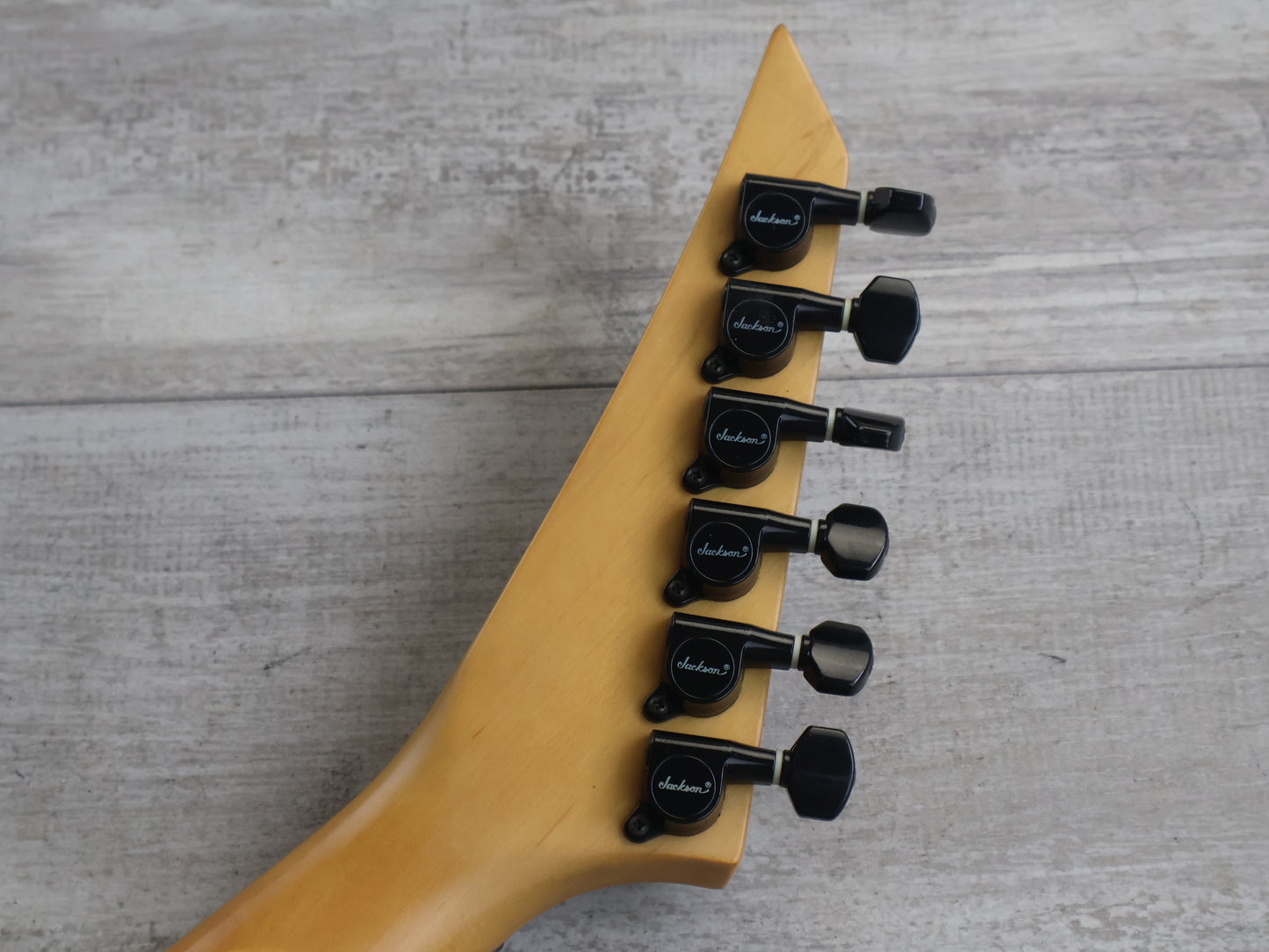 1991 Charvel Jackson Japan SDK-070-SH Super Dinky (White)