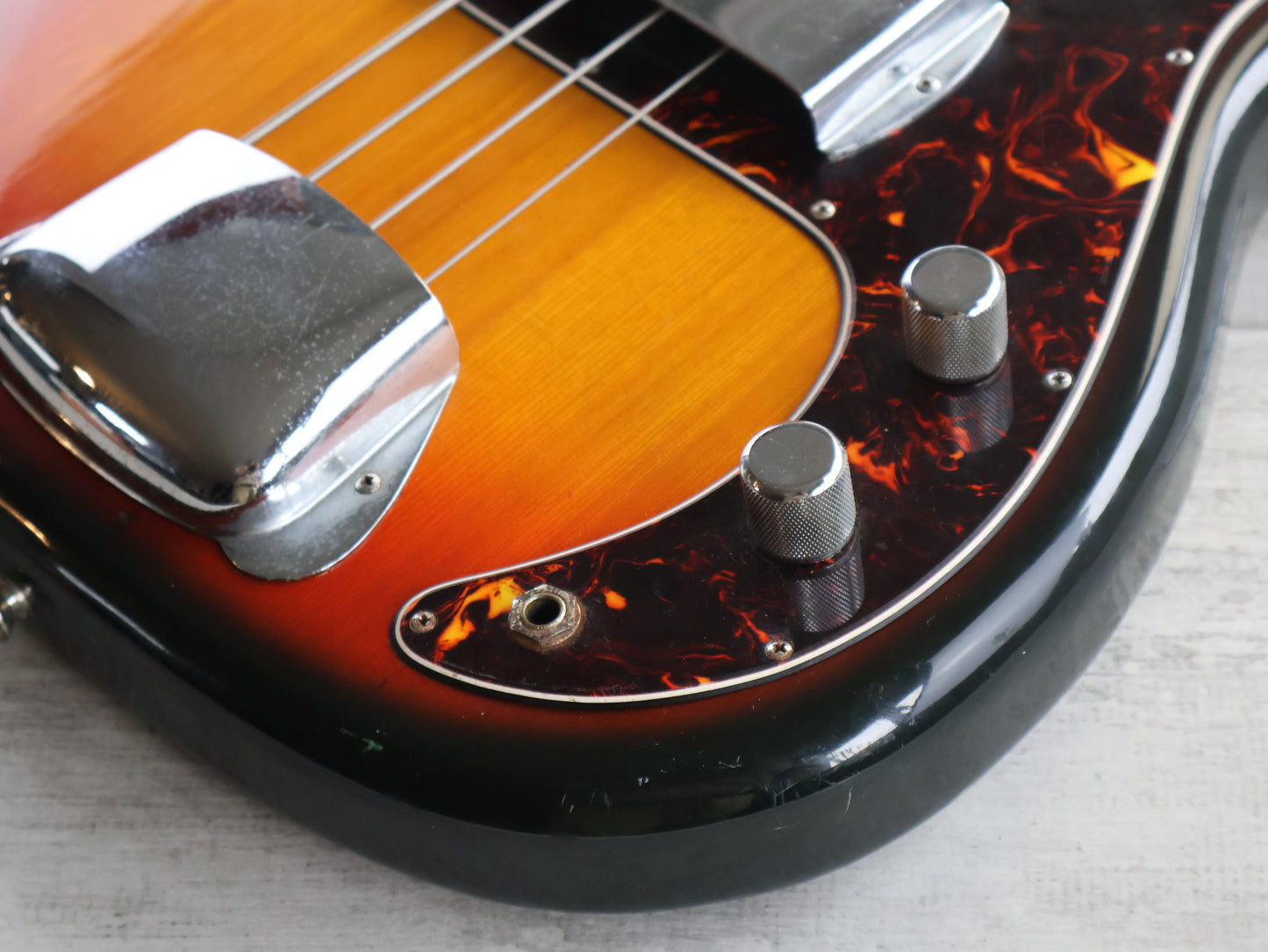 1980 Yamaha Japan PB-400 Pulser Precision Bass (Sunburst)