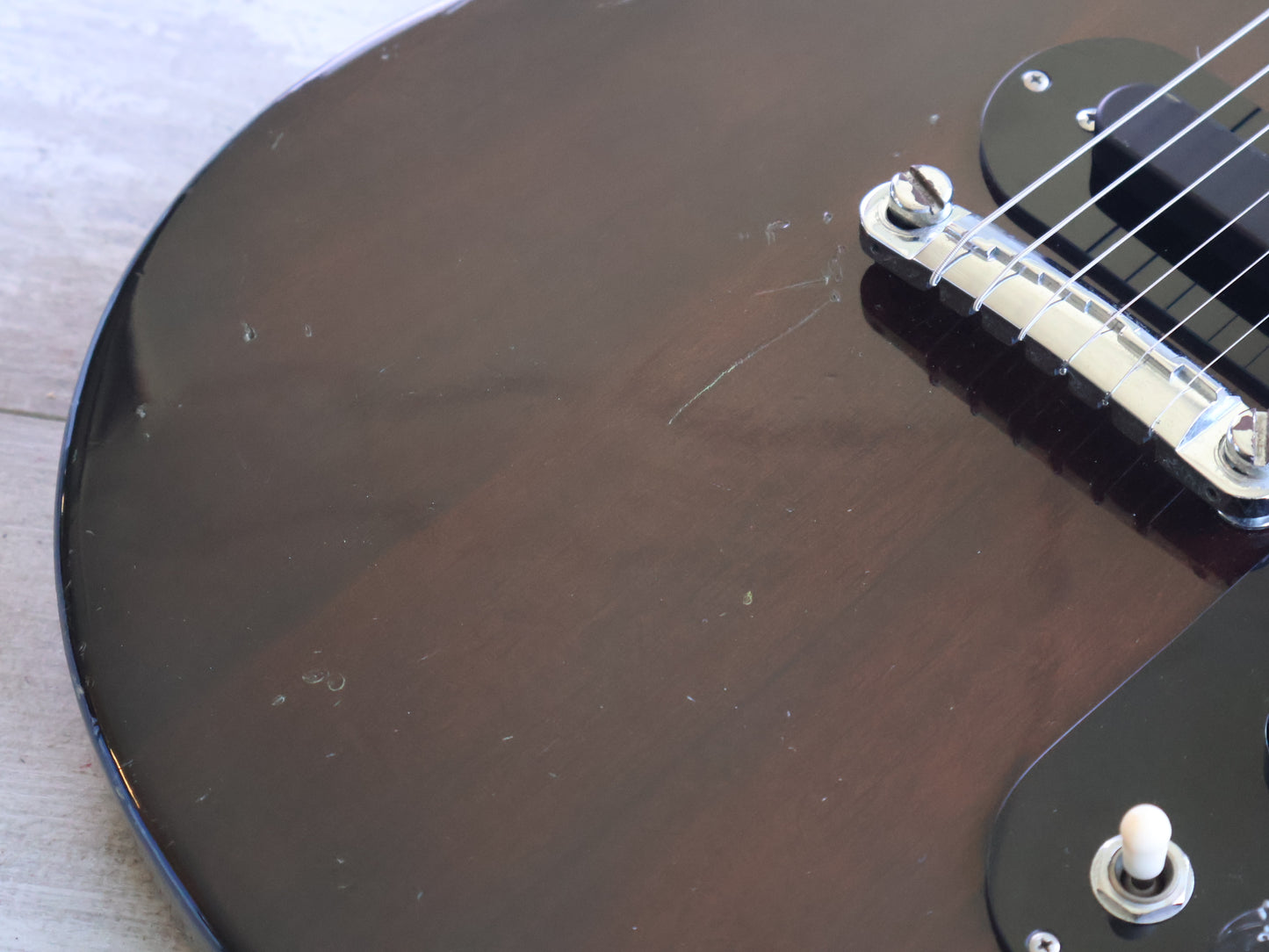 1975 Greco Japan MM-600 Melody Maker (Walnut)