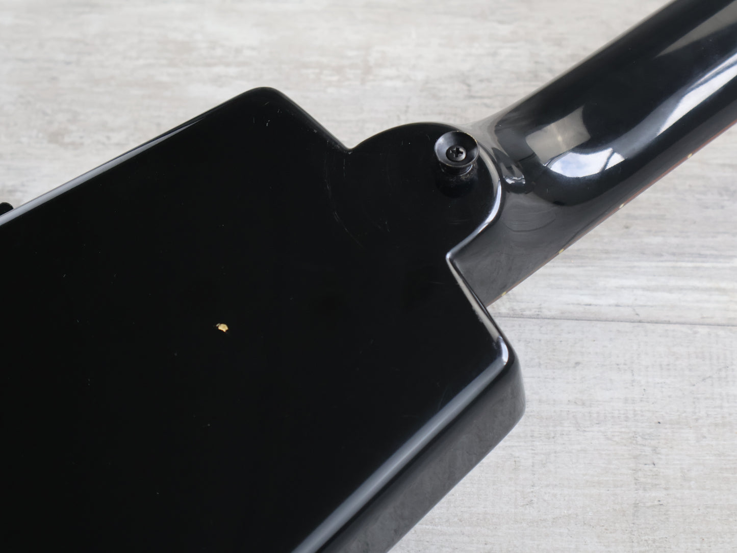 Hohner G2T Headless Guitar w/Steinberger System (Black)