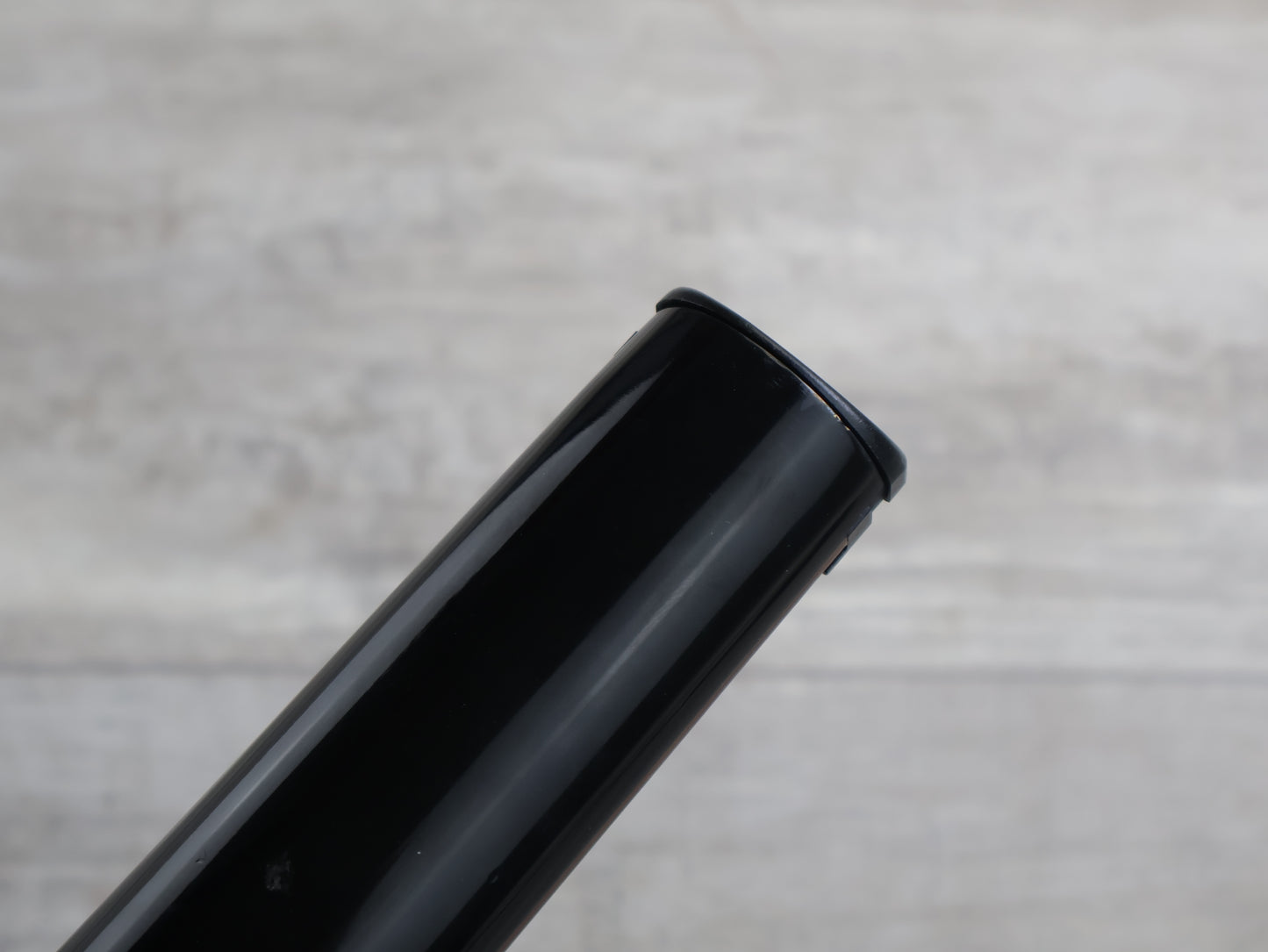 Hohner G2T Headless Guitar w/Steinberger System (Black)