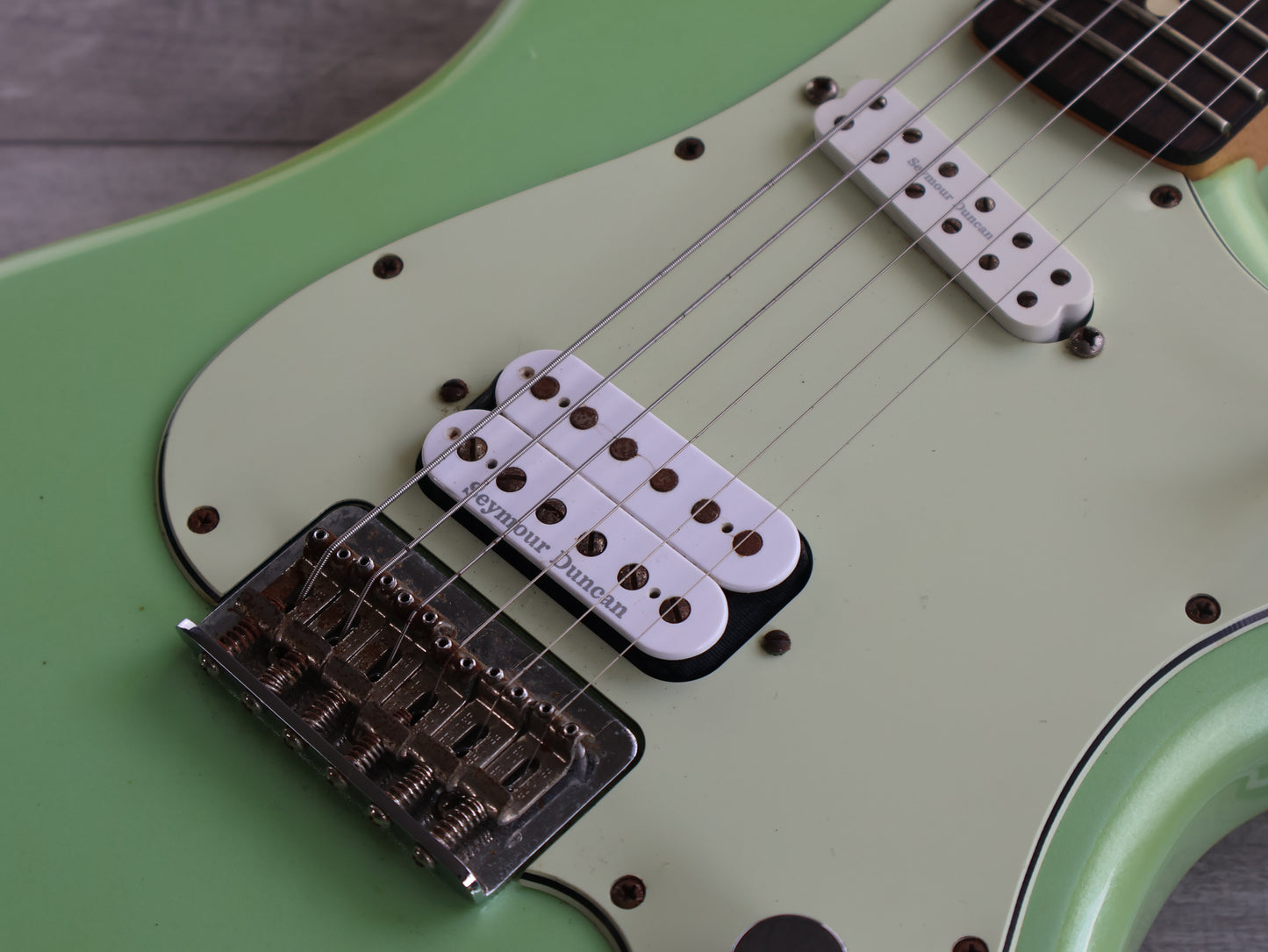 2016 Fender Player Duo-Sonic HS w/Seymour Duncan's (Surf Pearl)