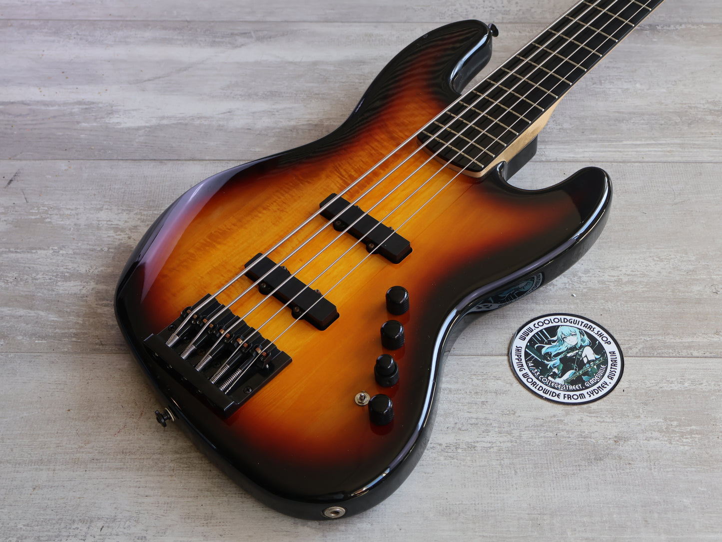 2013 Squier Deluxe Jazz Bass V Active (3-Color Sunburst)