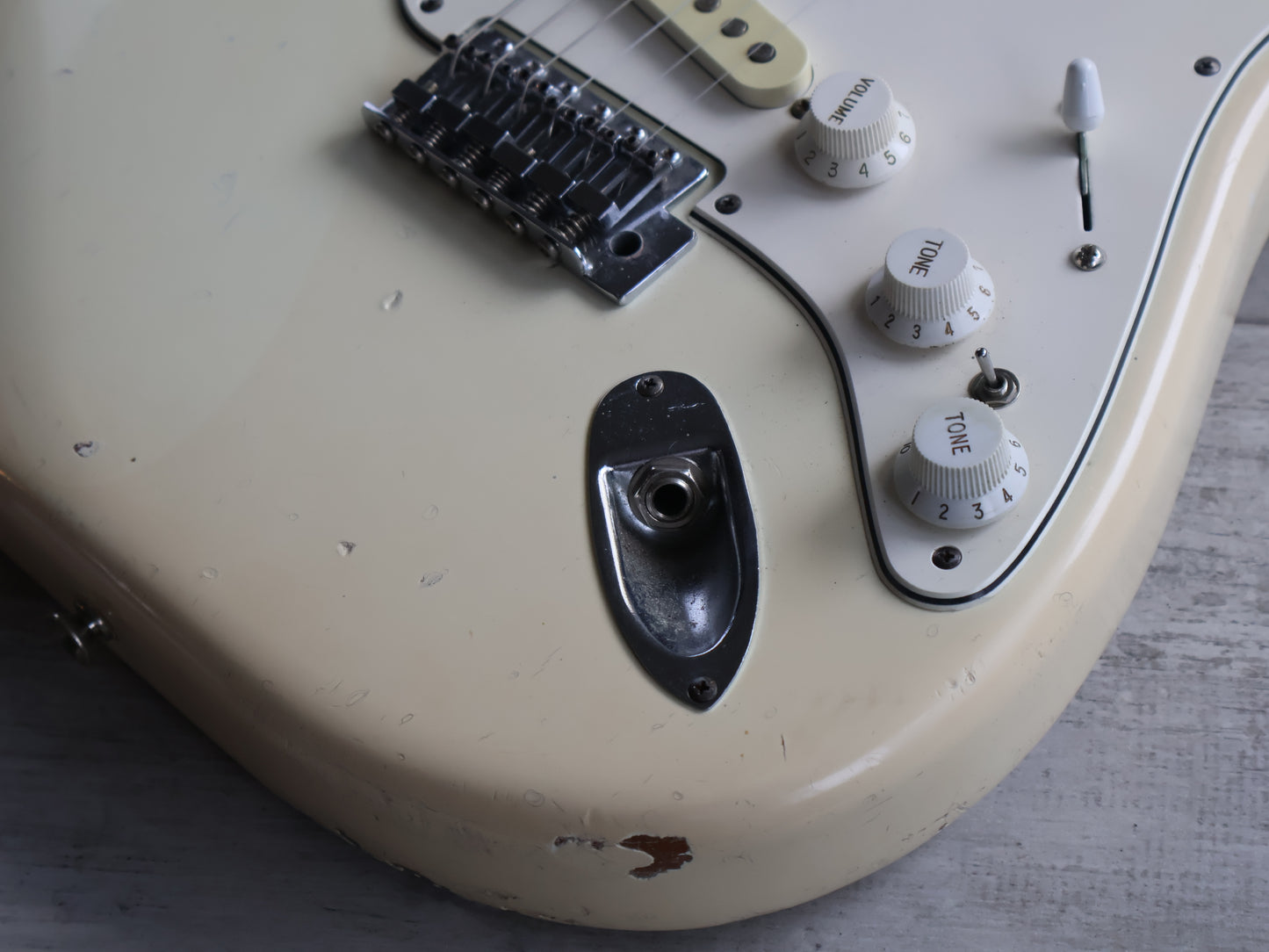 1970's Emperador Japan '70's Stratocaster (Vintage White)