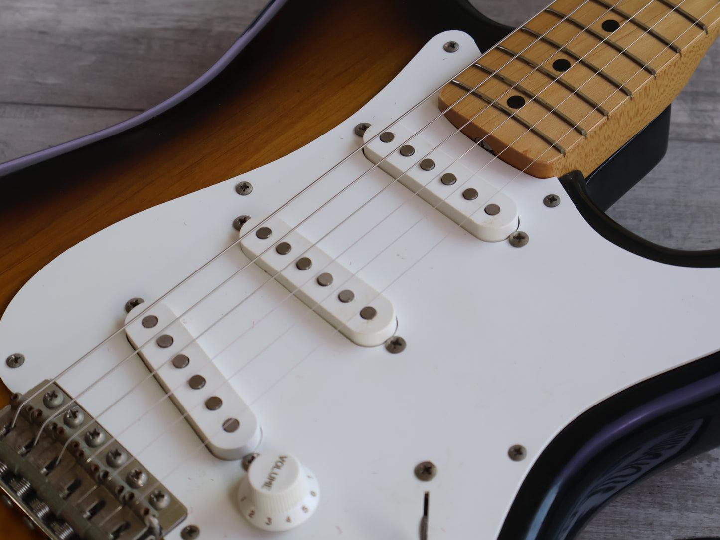1981 Fernandes Japan RST-50 '57 Reissue S-Style (Sunburst)