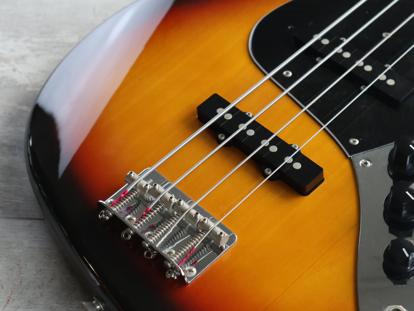 1999 Fender Japan JB-STD Jazz Bass Standard (Sunburst)