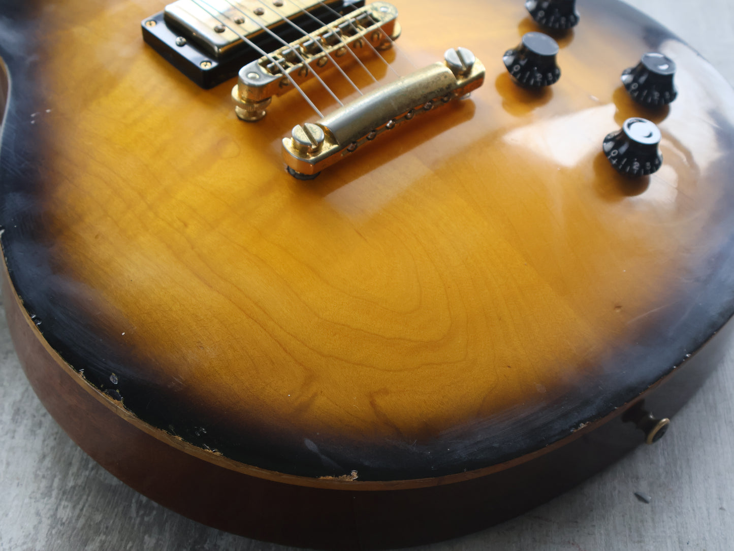 1995 Gibson USA Les Paul Studio (Brown Sunburst)