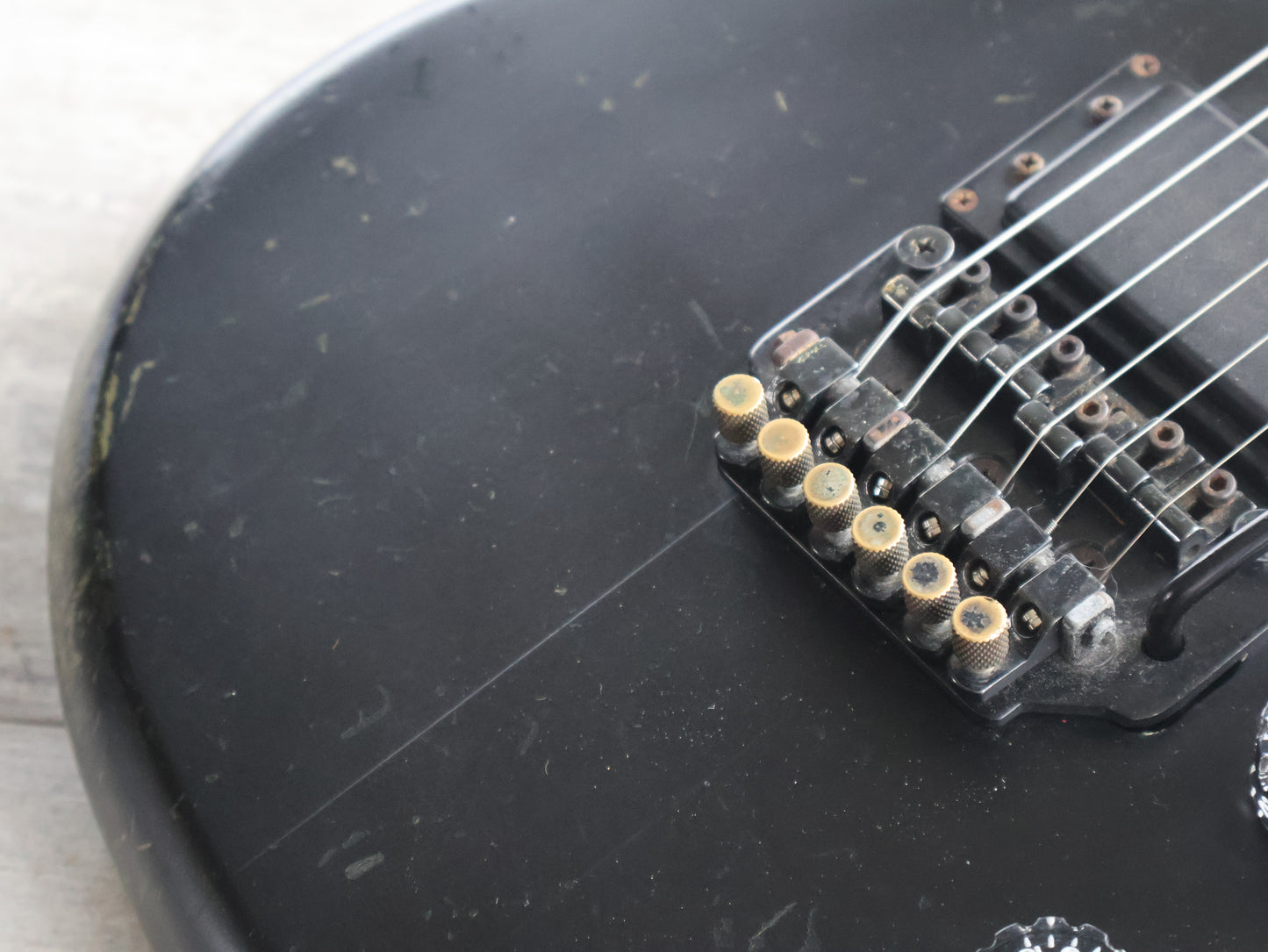 1984 Vantage Japan X-99 Neckthrough Double Cutaway (Black/Red)