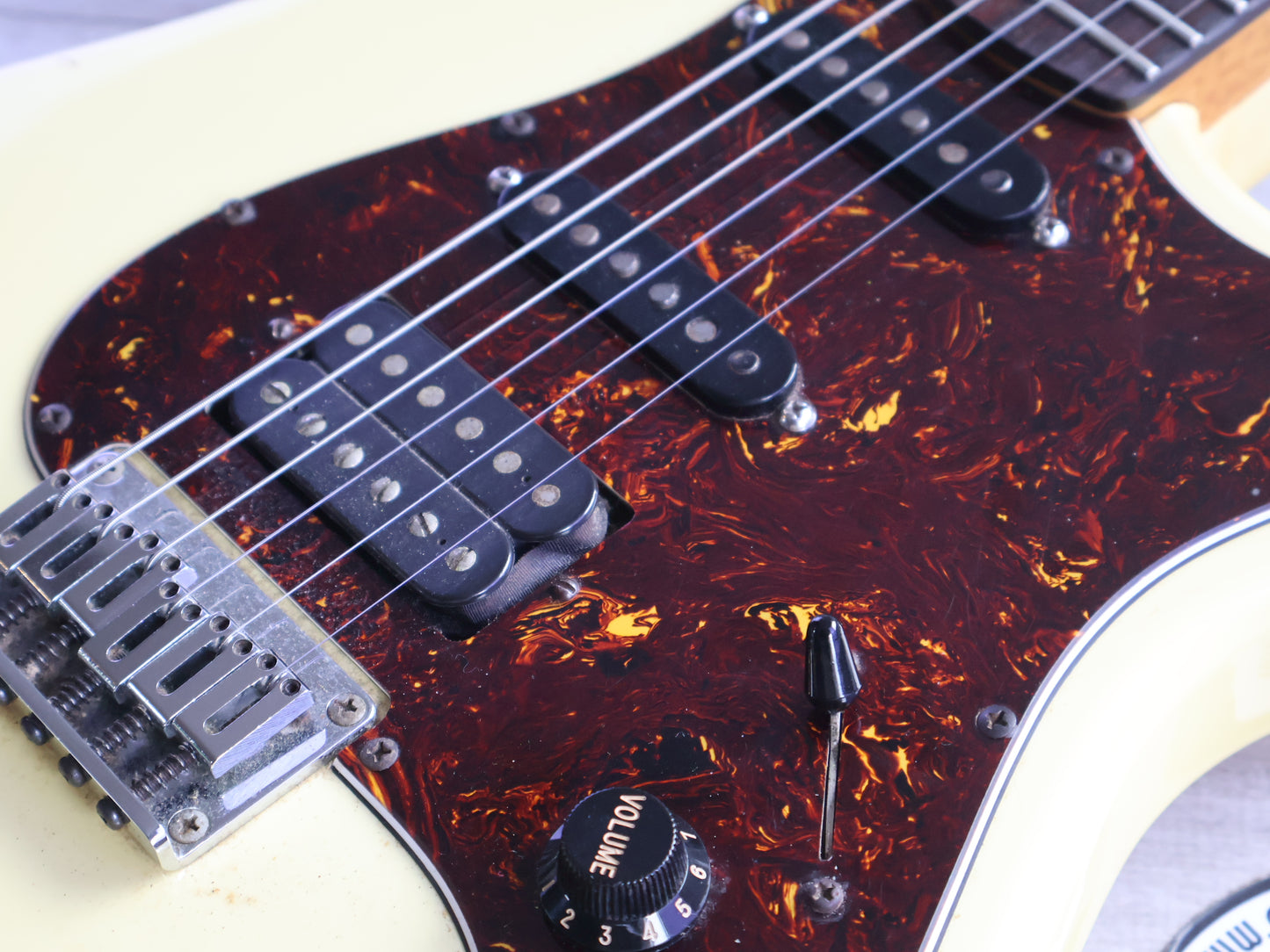 1993 Charvel Jackson Japan JEL Jake E Lee Signature Model (Vintage White)