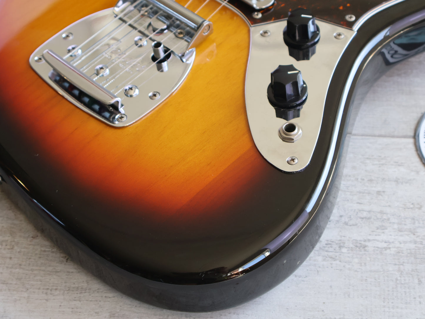 2007 Fender Japan JG66 '66 Reissue Kurt Cobain Jaguar (Sunburst)