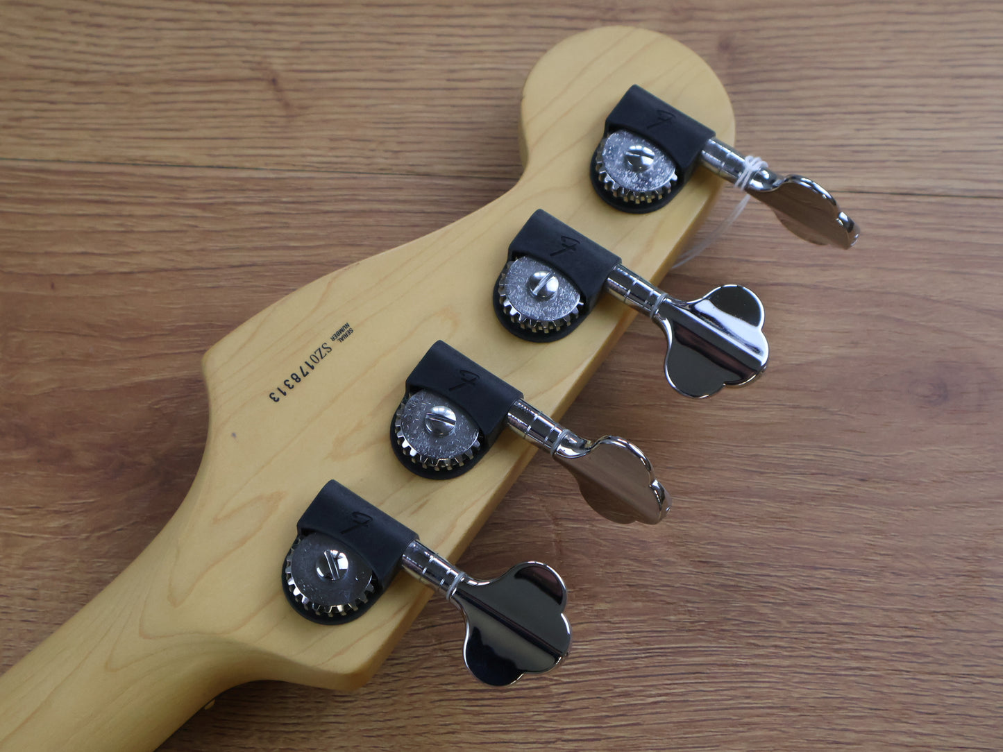 2000 Fender USA Urge II Stu Hamm Bass (Sapphire Metallic)