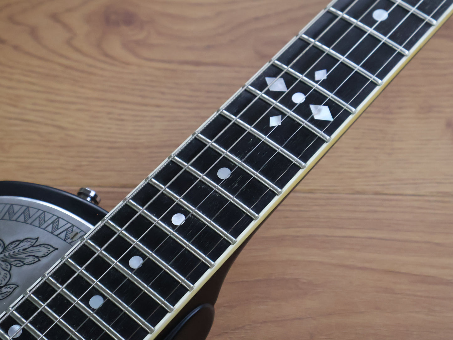 2007 Greco Japan GZMF500 Zemaitis Les Paul (Mat Black Leaf Scroll)