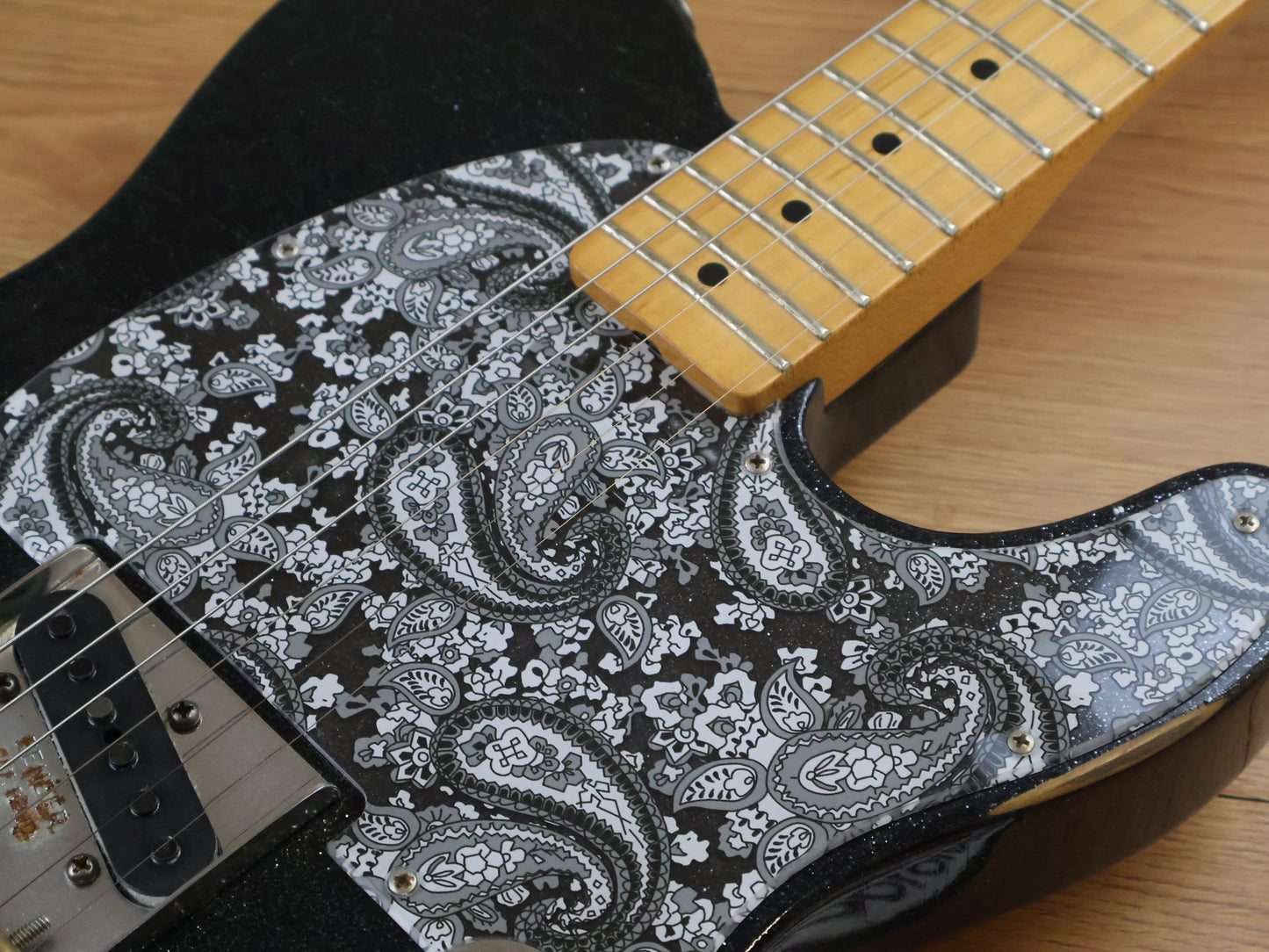 2020 Fender Brad Paisley Road Worn Telecaster (Black Sparkle/Maple Fingerboard)