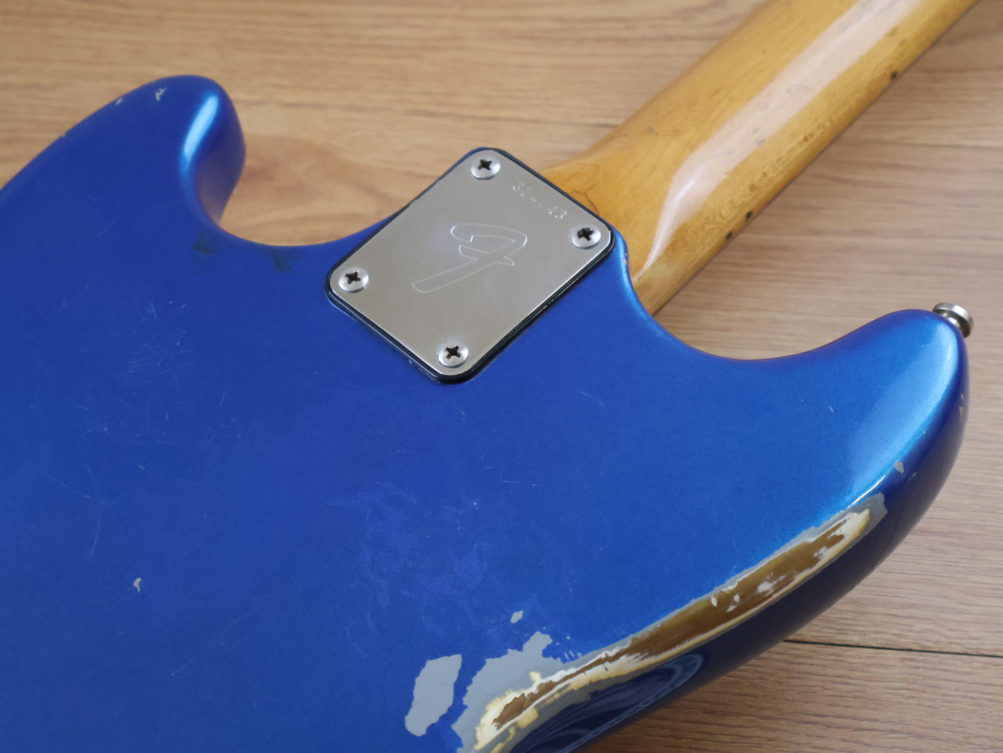 1971 Fender USA Musicmaster Bass (Refinished Metallic Blue)
