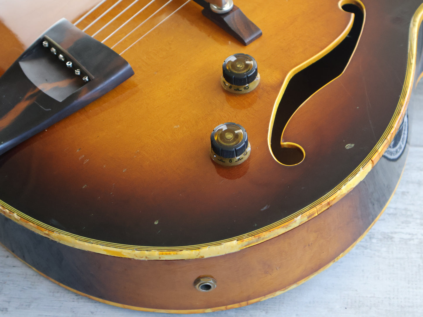 1983 Ibanez Japan JP20 Joe Pass Signature Hollowbody (Brown Sunburst)