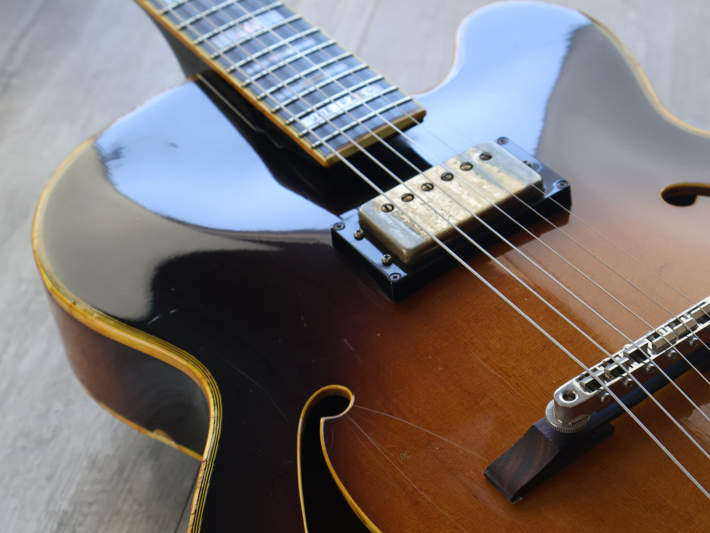 1983 Ibanez Japan JP20 Joe Pass Signature Hollowbody (Brown Sunburst)