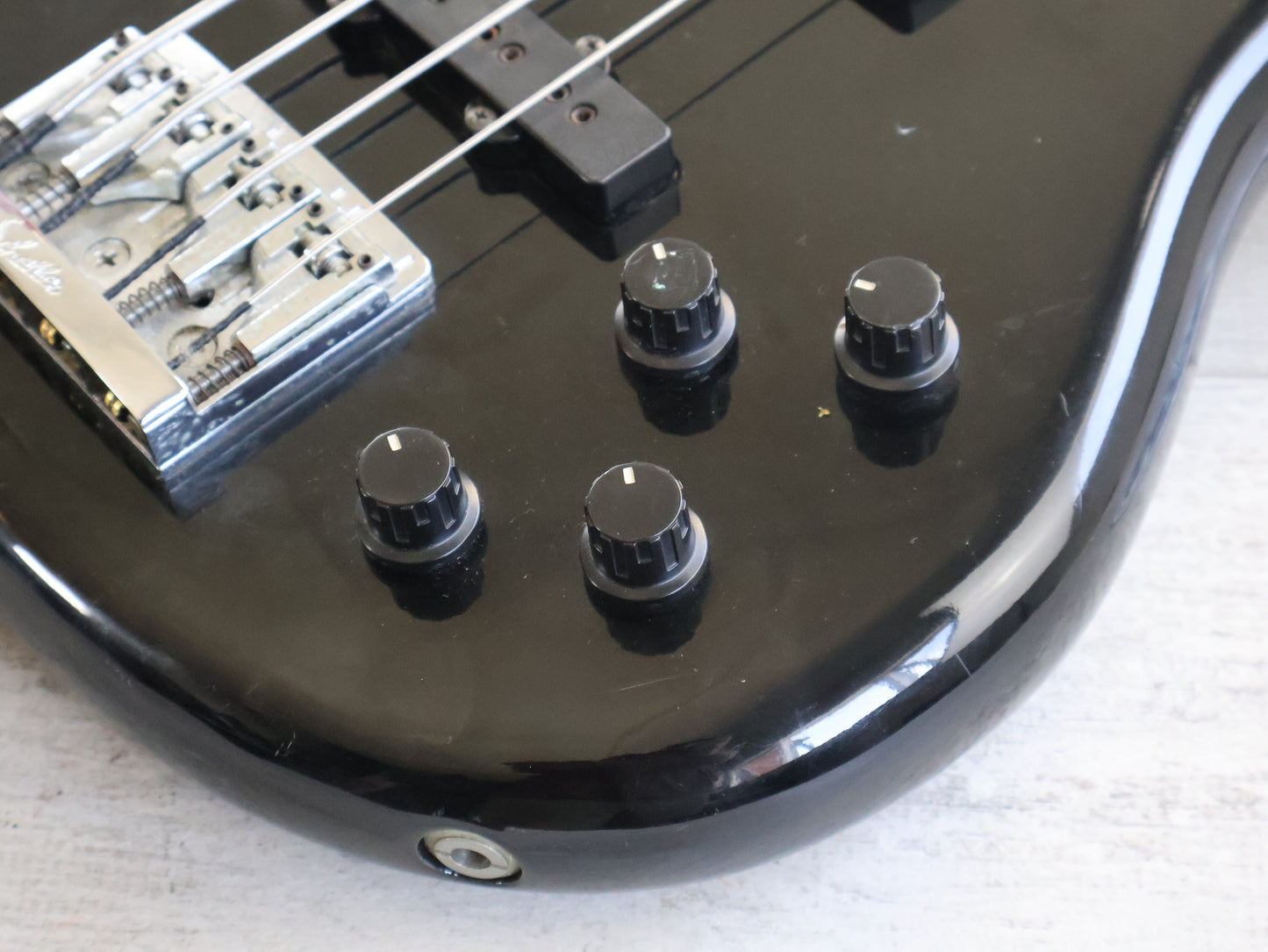 1992 Rockoon Japan (by Kawai) RB-51JJ FL Fretless Bass (Black)