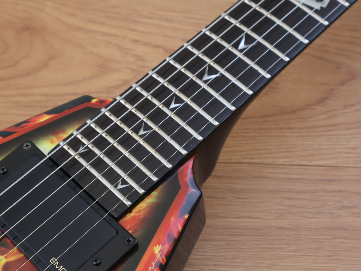 2007 Dean Korea Dimebag Model Razorback V (Explosion)