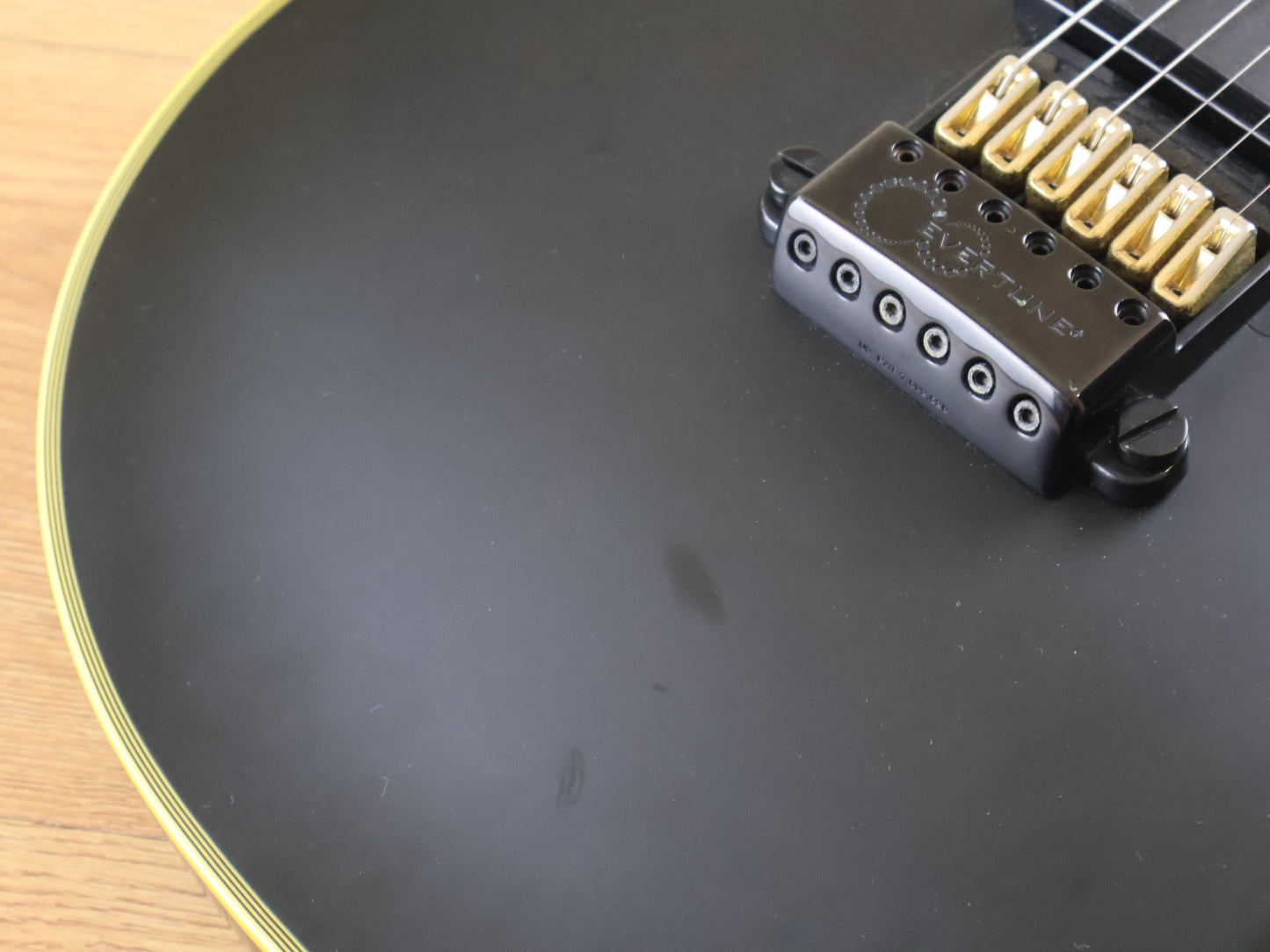 2016 LTD Korea (by ESP) EC-1000 Deluxe Eclipse w/Evertune & Stainless Steel Frets (Black)