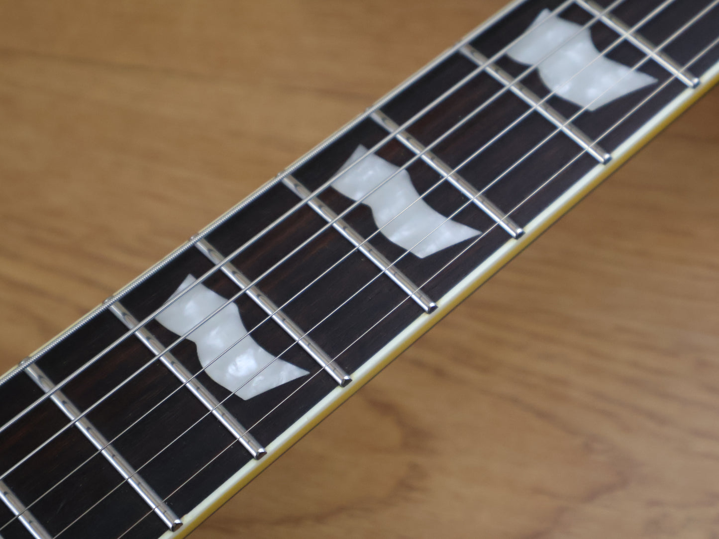 2016 LTD Korea (by ESP) EC-1000 Deluxe Eclipse w/Evertune & Stainless Steel Frets (Black)