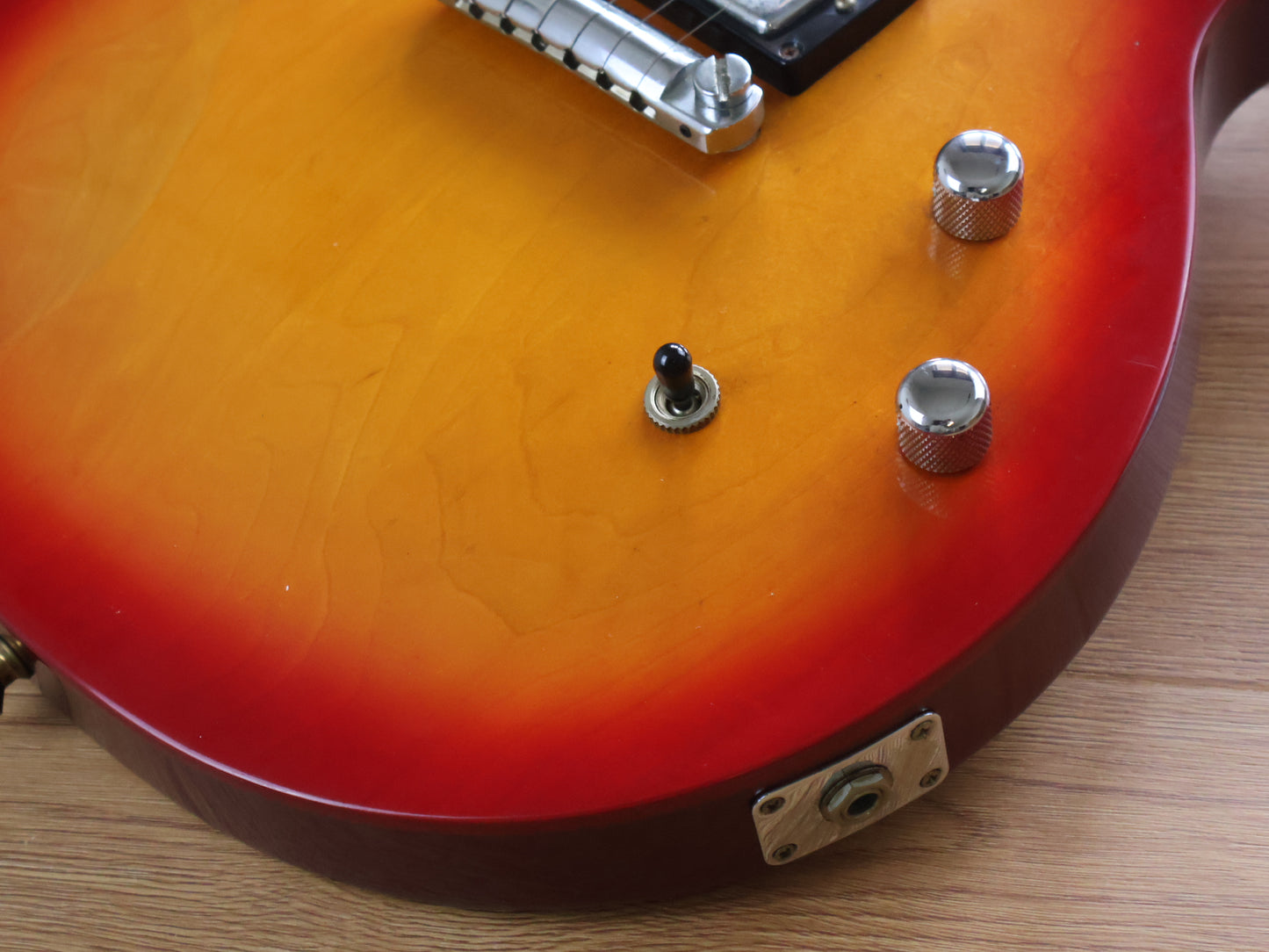 1997 Gibson USA Les Paul Studio DC Double Cutaway (Cherry Sunburst)
