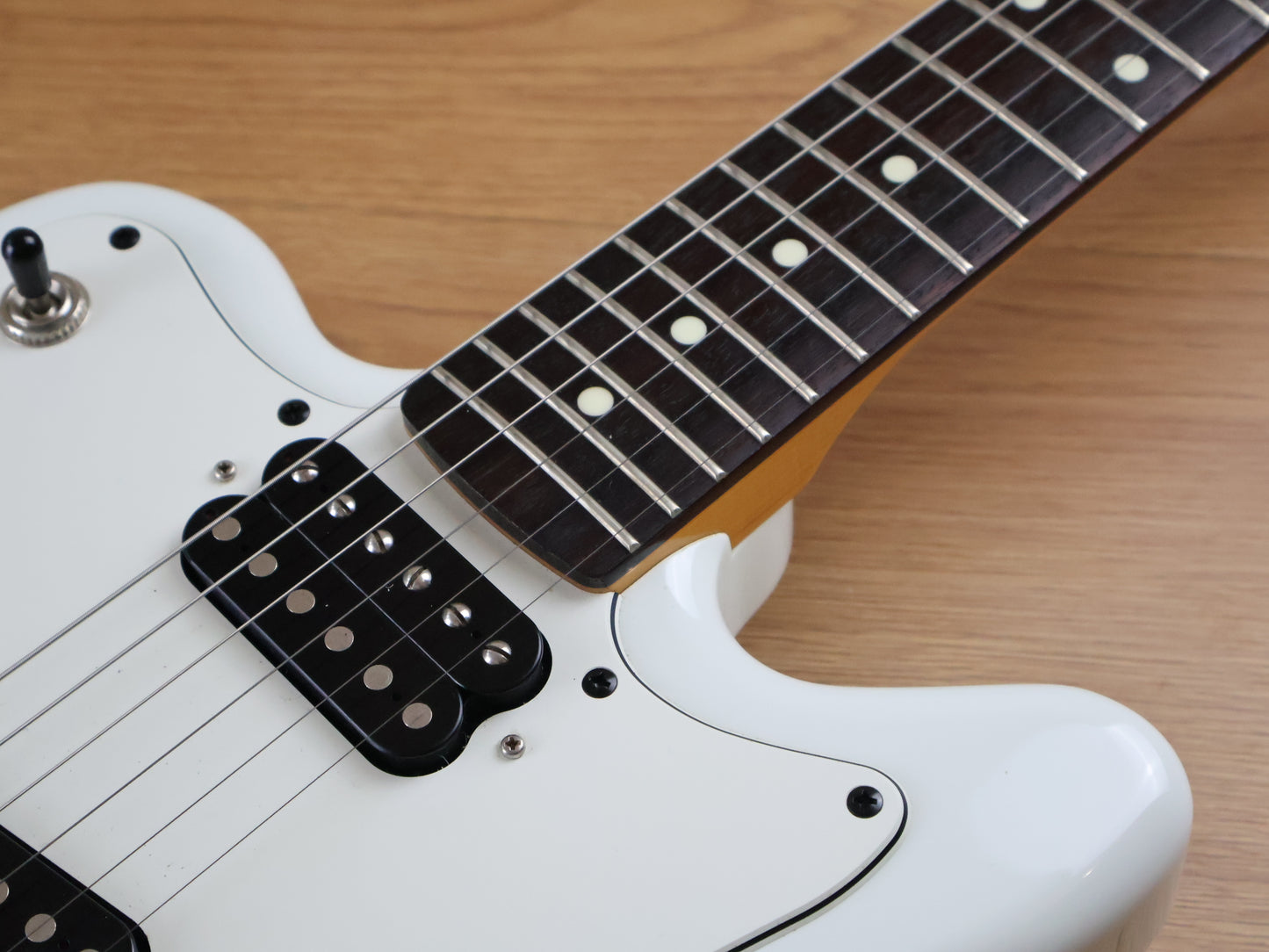 2021 Fender Paranormal Series Super-Sonic Offset (Olympic White)