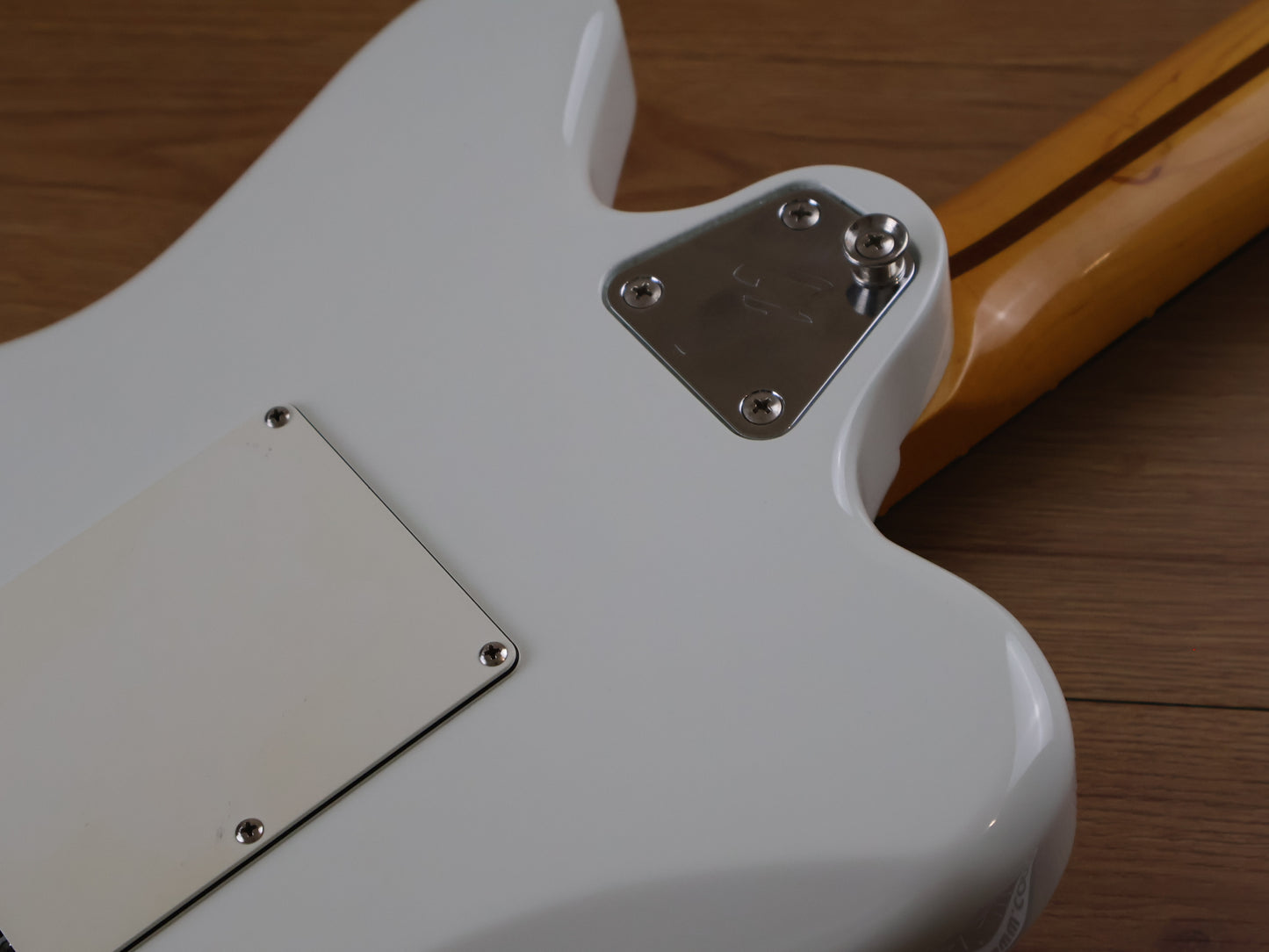 2021 Fender Paranormal Series Super-Sonic Offset (Olympic White)