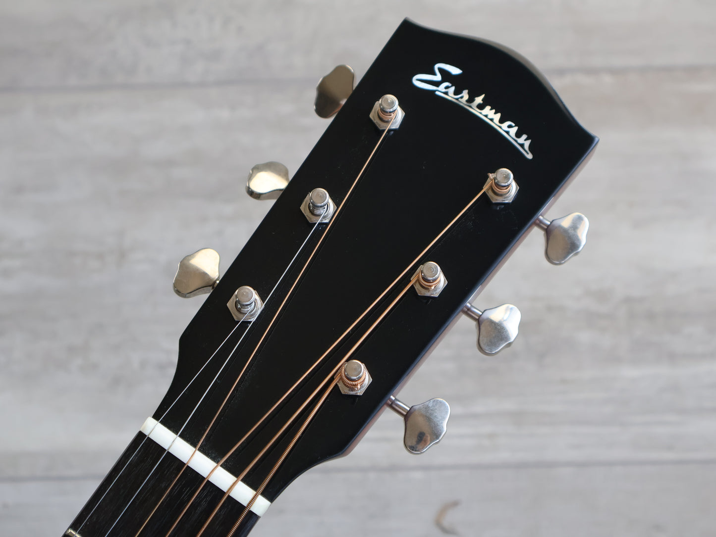 Eastman E10 OOSSL Traditional OO LH Left Handed Acoustic Guitar (Sunburst)