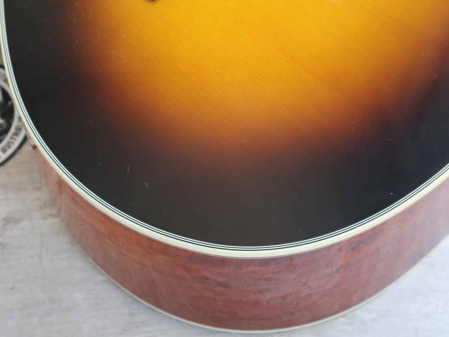 Eastman E10 OOSSL Traditional OO LH Left Handed Acoustic Guitar (Sunburst)