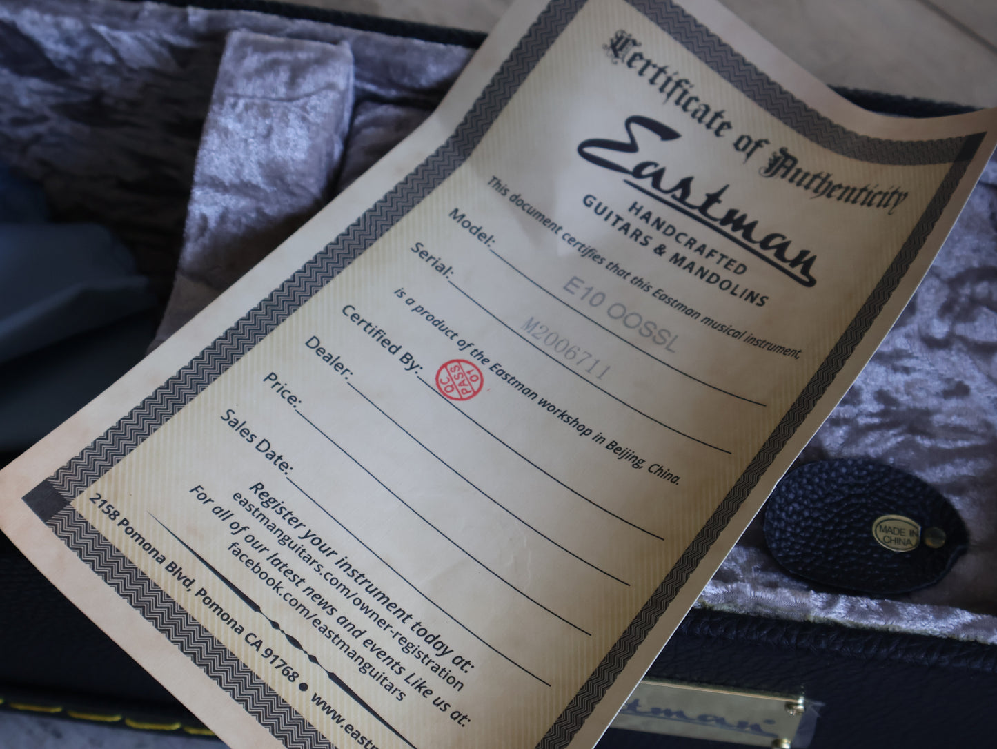 Eastman E10 OOSSL Traditional OO LH Left Handed Acoustic Guitar (Sunburst)