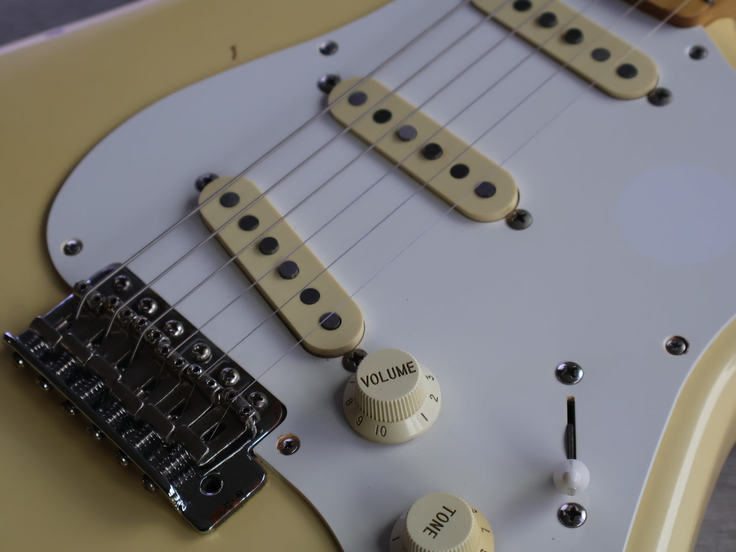 2002 Bacchus (by Headway Japan) BST-54V '54 Reissue S-Style (Vintage White)