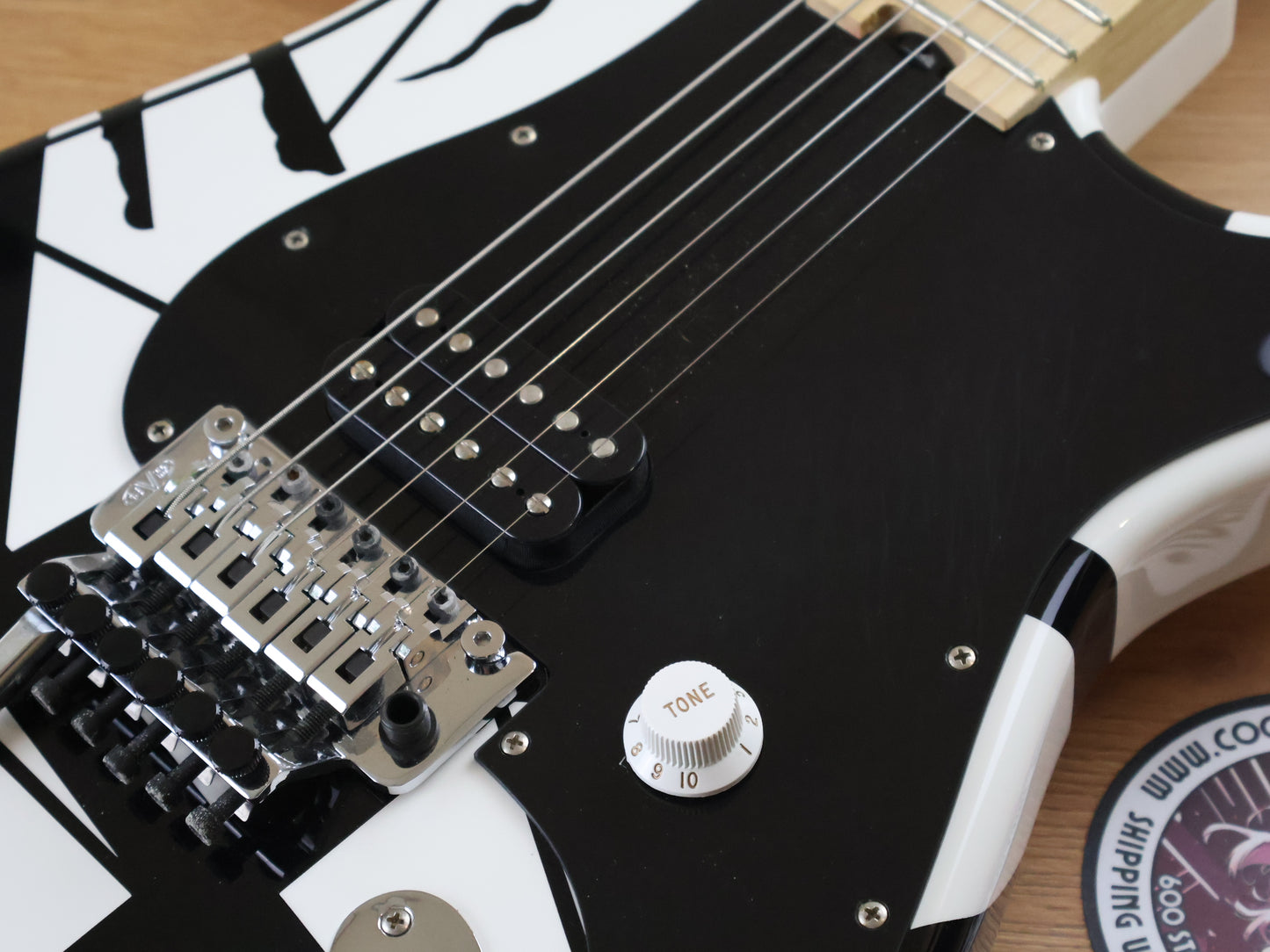 EVH Striped Series Van Halen Signature Stratocaster (Black and White)