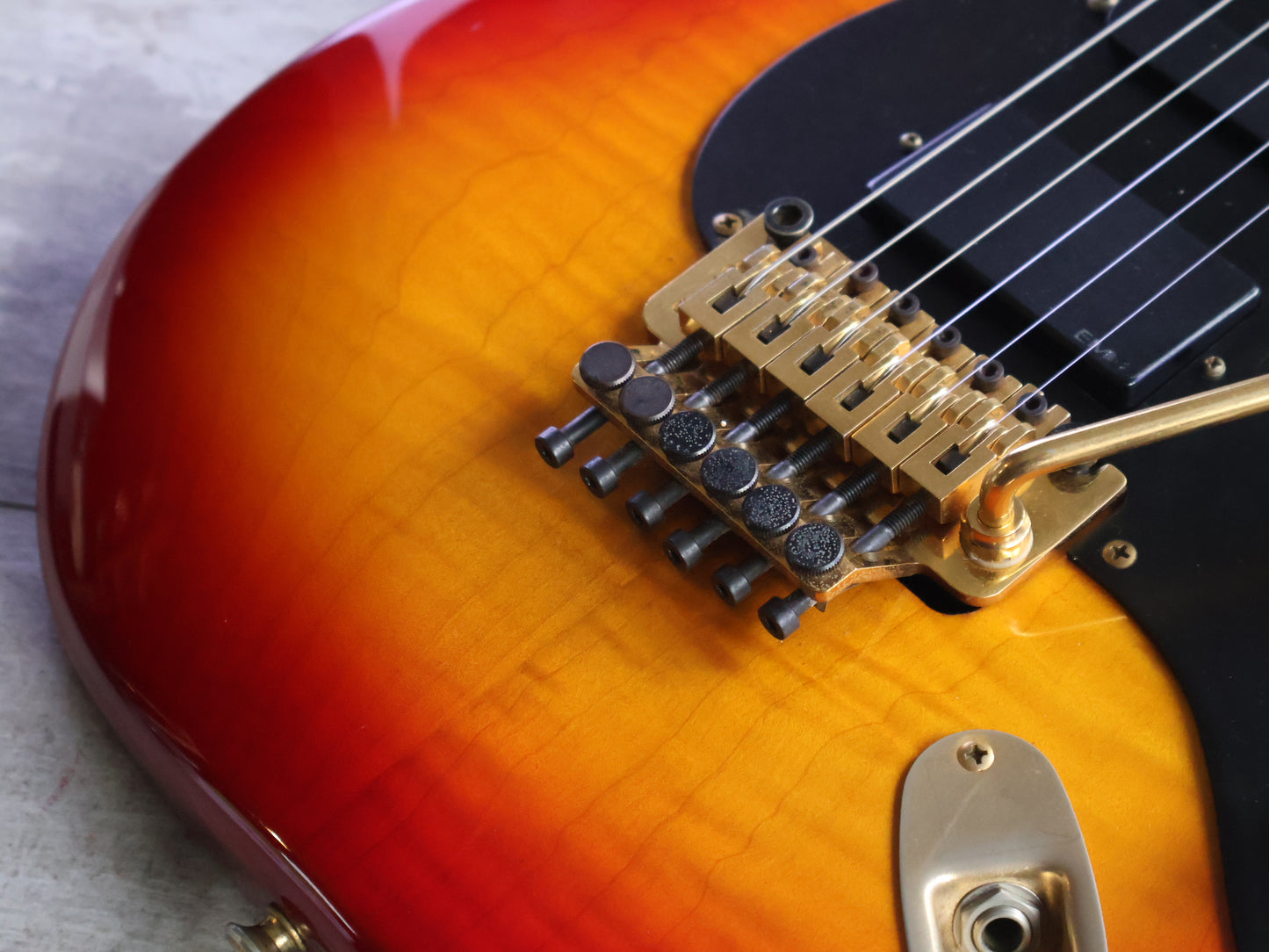 1986 Selva Japan ST-II 230EMG SSH Steve Lukather Model (Cherry Sunburst)