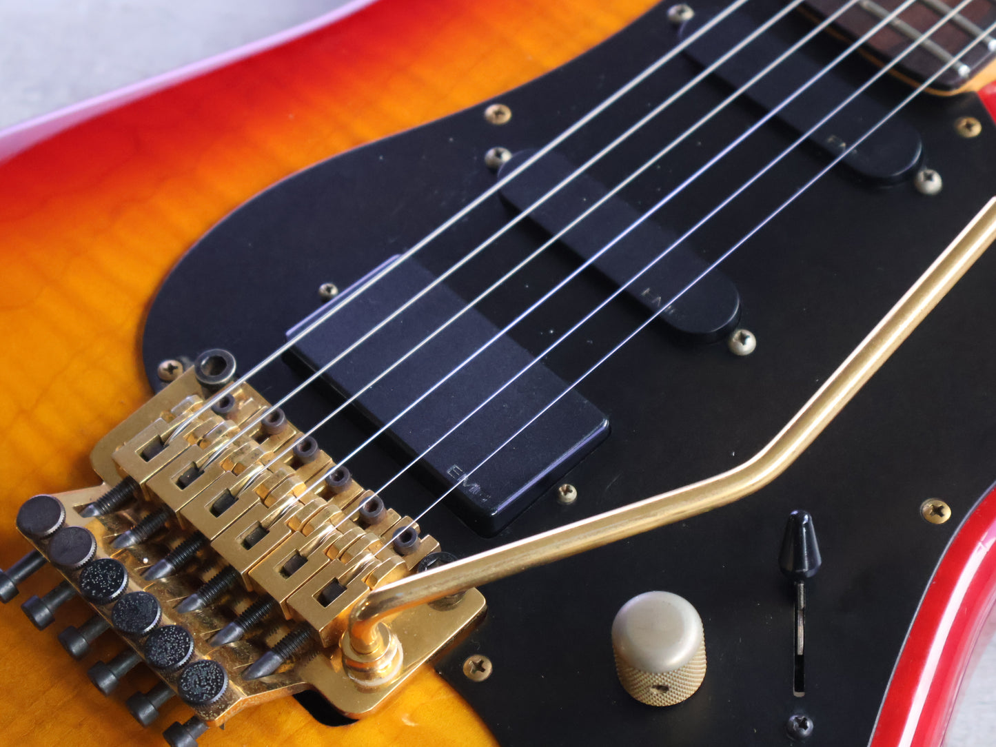 1986 Selva Japan ST-II 230EMG SSH Steve Lukather Model (Cherry Sunburst)
