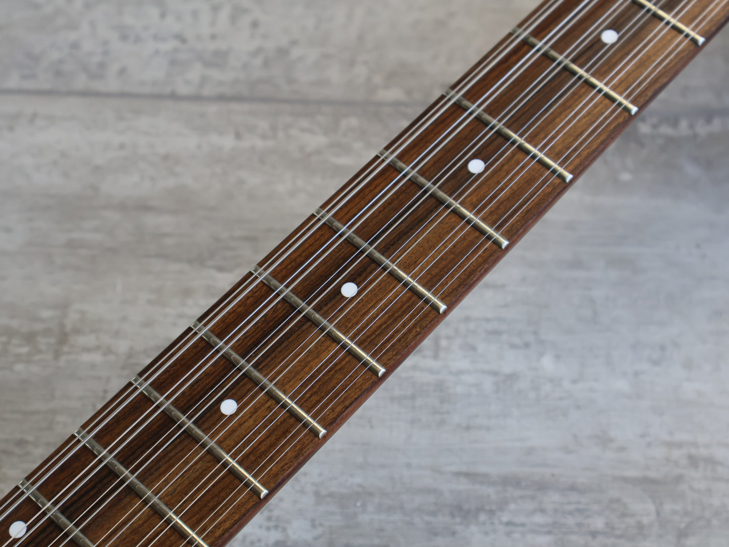 Danelectro "Vintage 12-String" Shorthorn Semi Hollowbody (White)