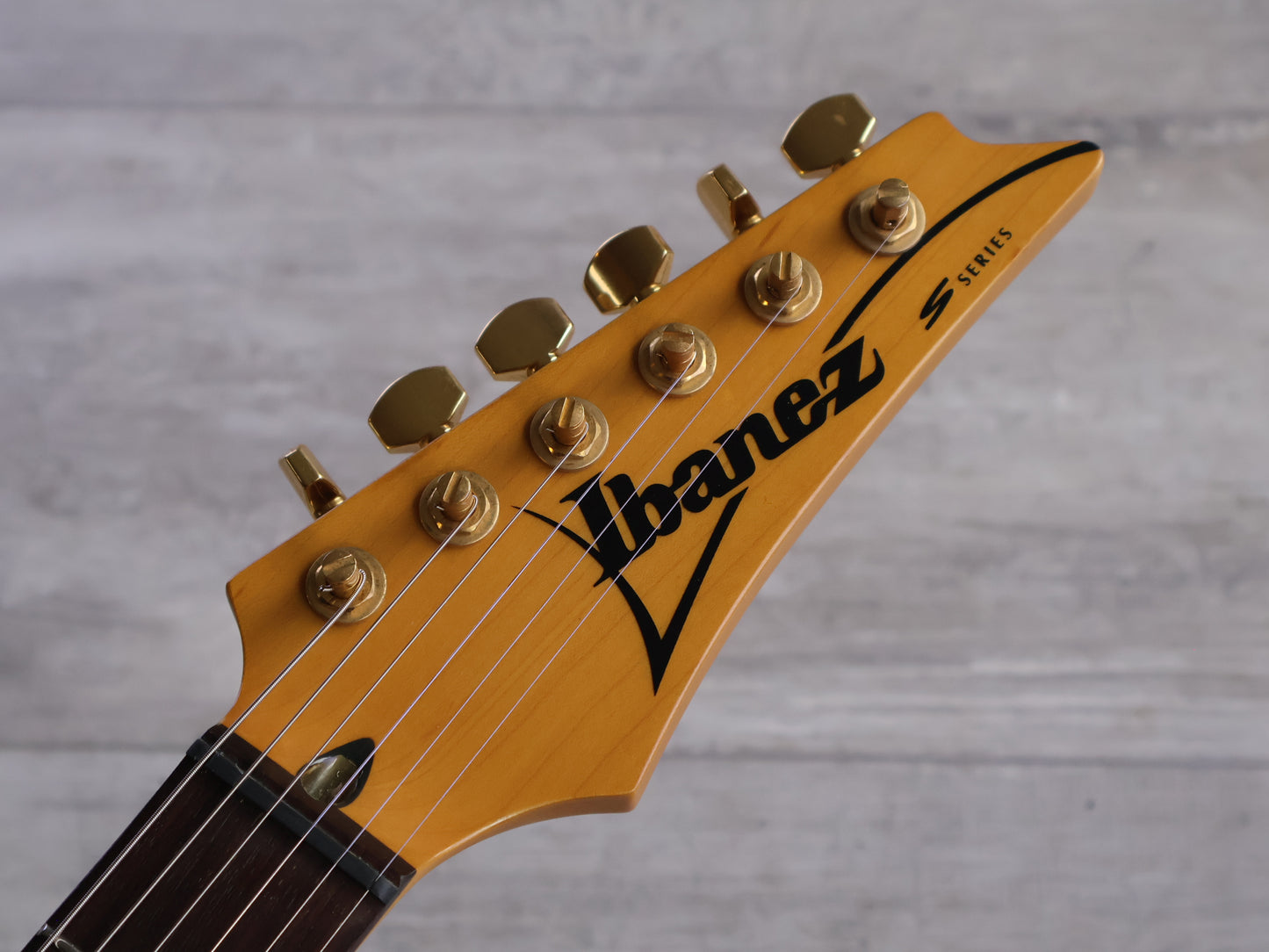 1994 Ibanez SV470 S-Series Saber HSH Superstrat (Natural Oil)